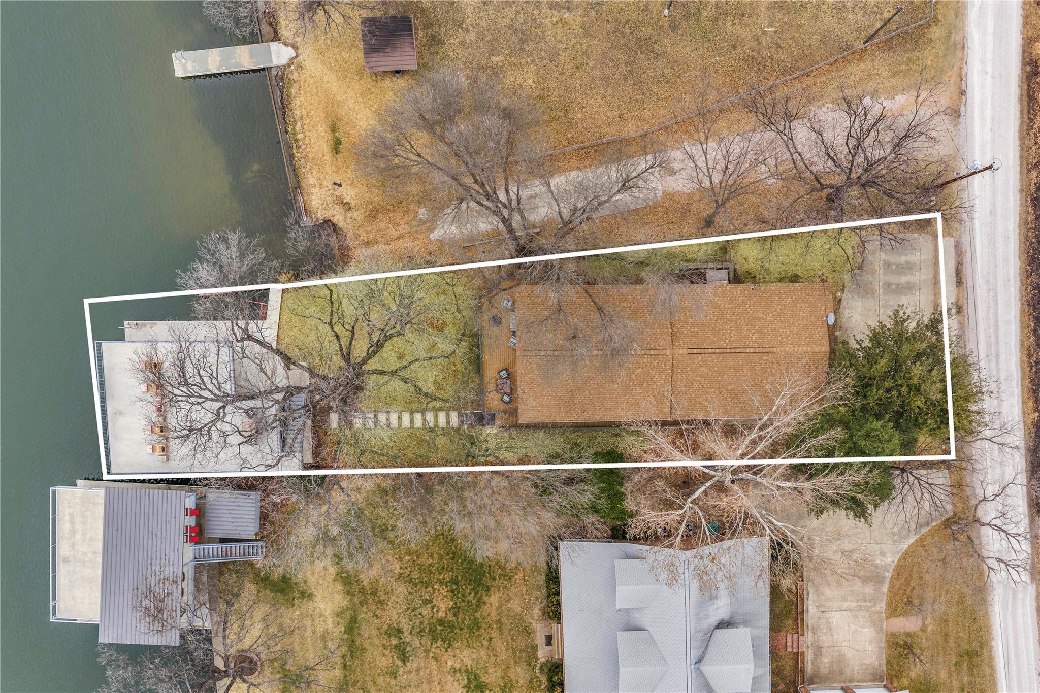 525 Ellen Williams LOOP — photo 3