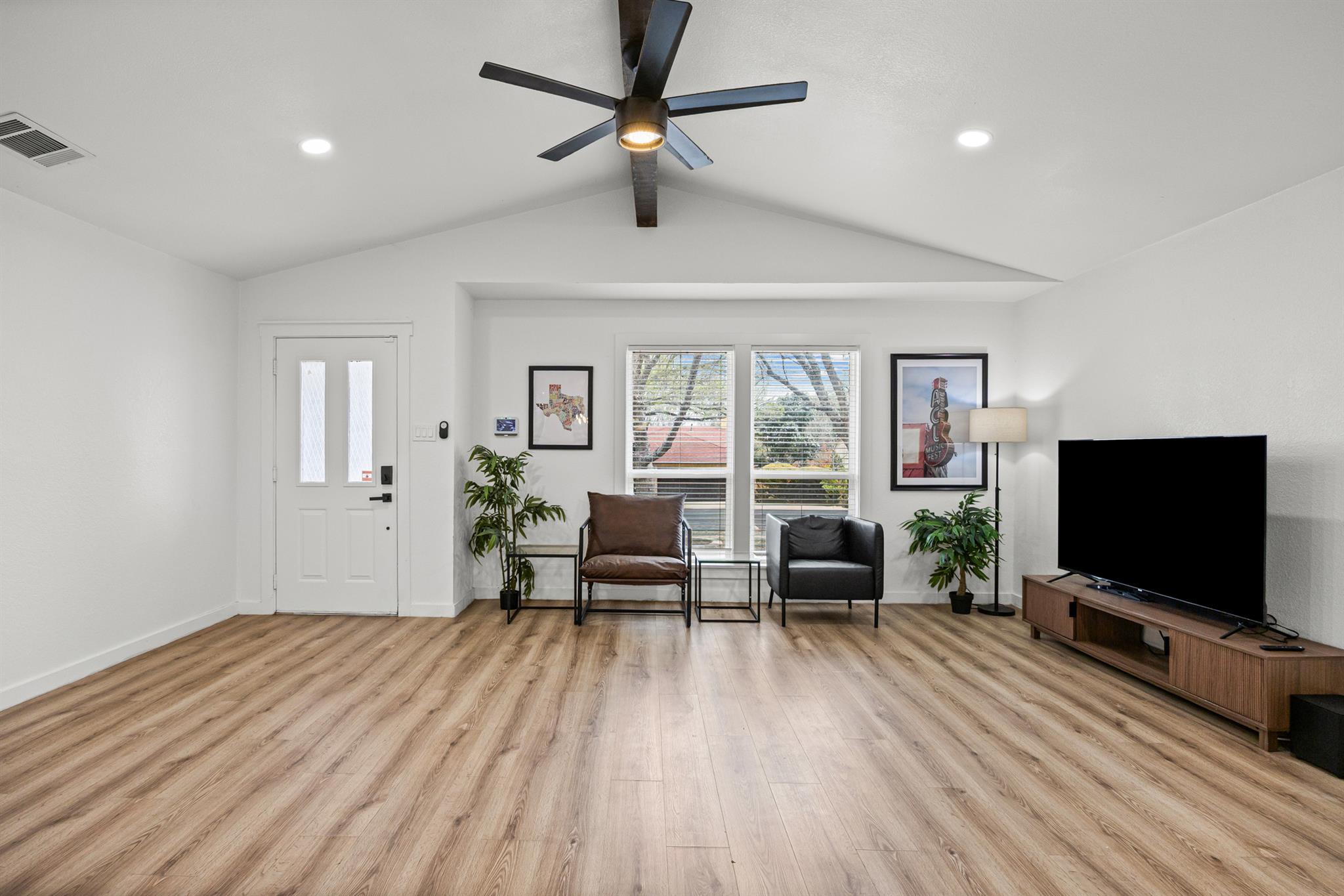13200 Elysian Fields CV — photo 4