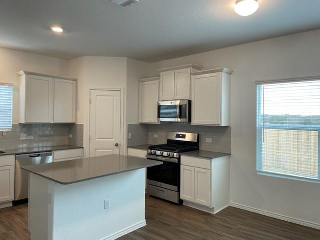 10413 PREMIER PARK ST — photo 4