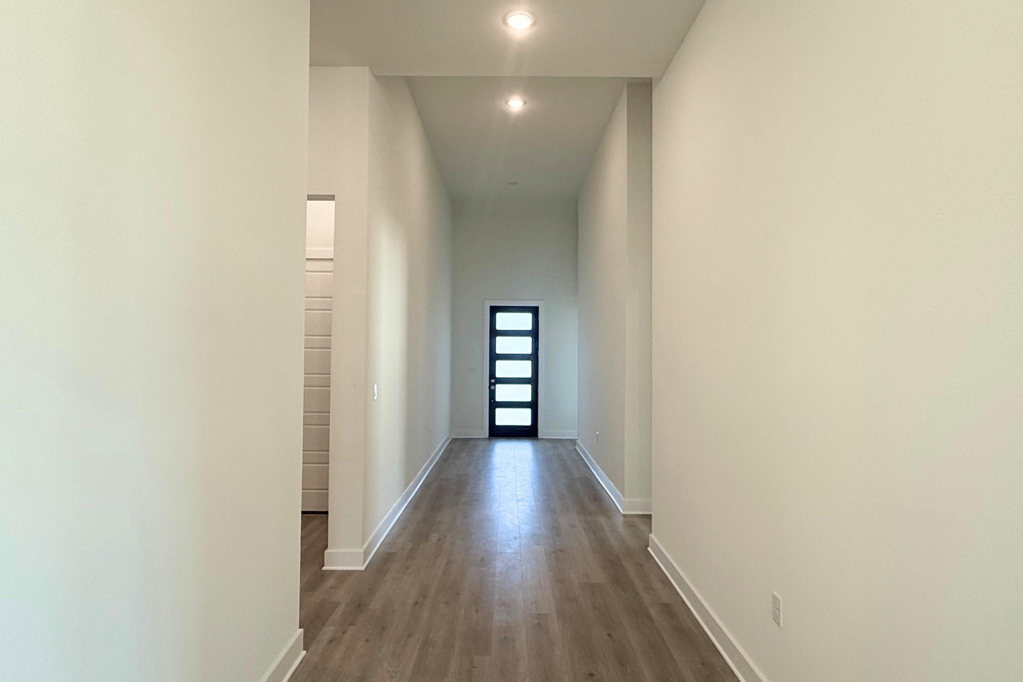 17313 Silverman DR — photo 3