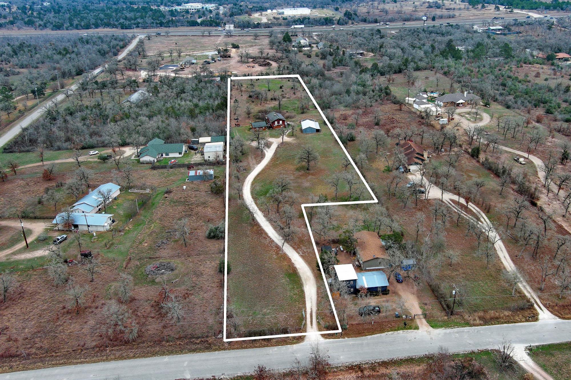 537 Leisure LN — photo 3