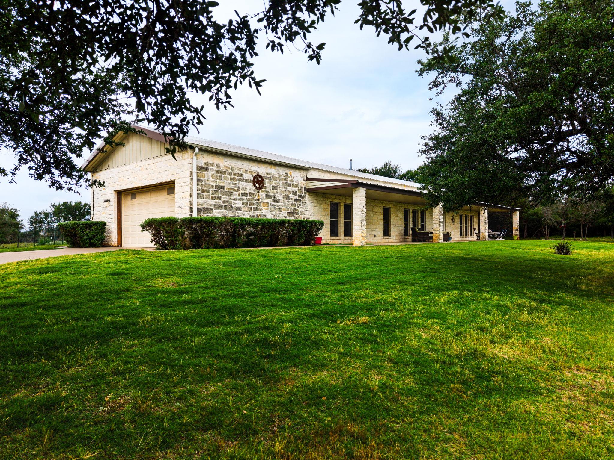 8089 FM 580 — photo 4