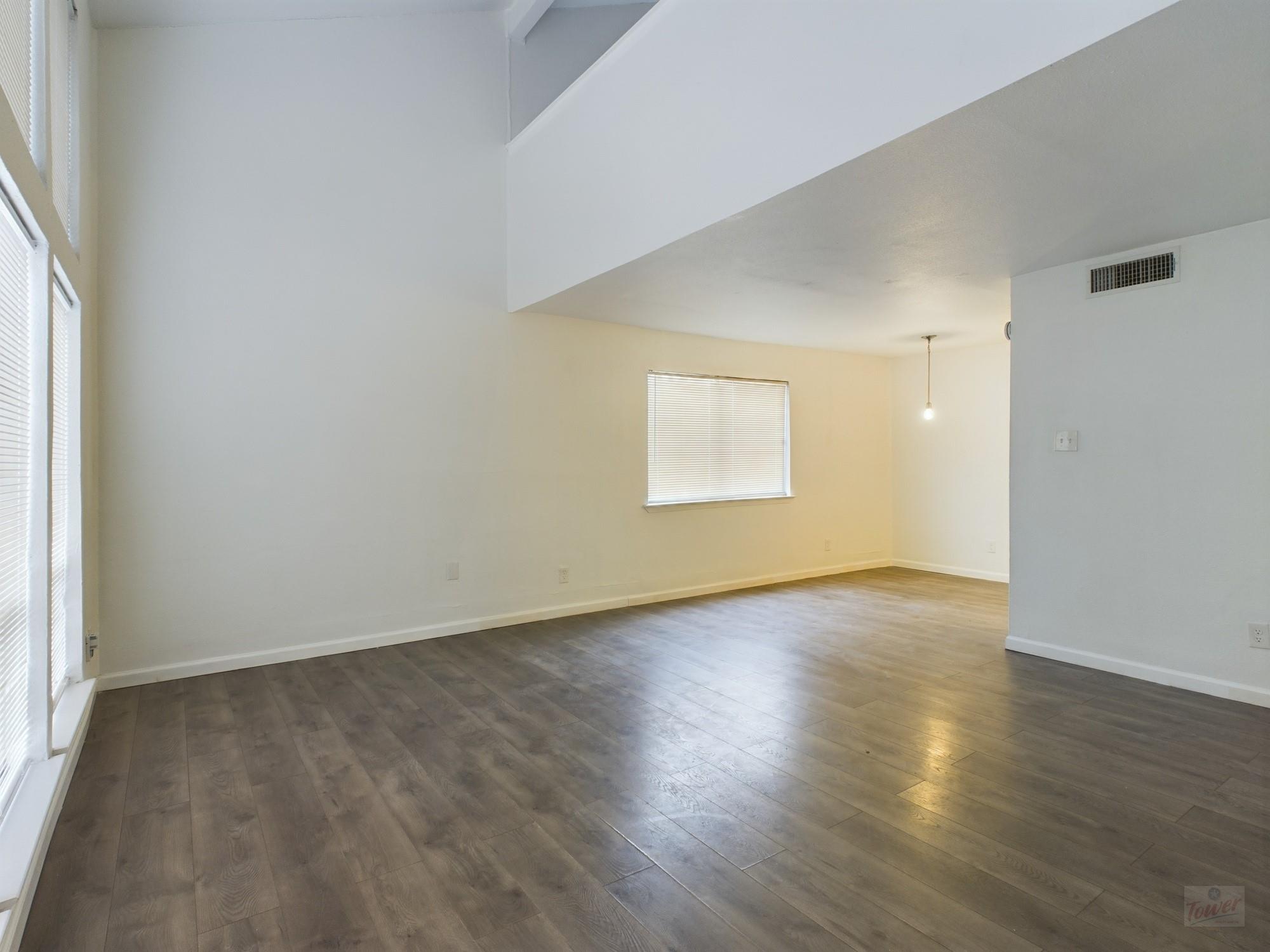 2124 Burton DR #140 — photo 3