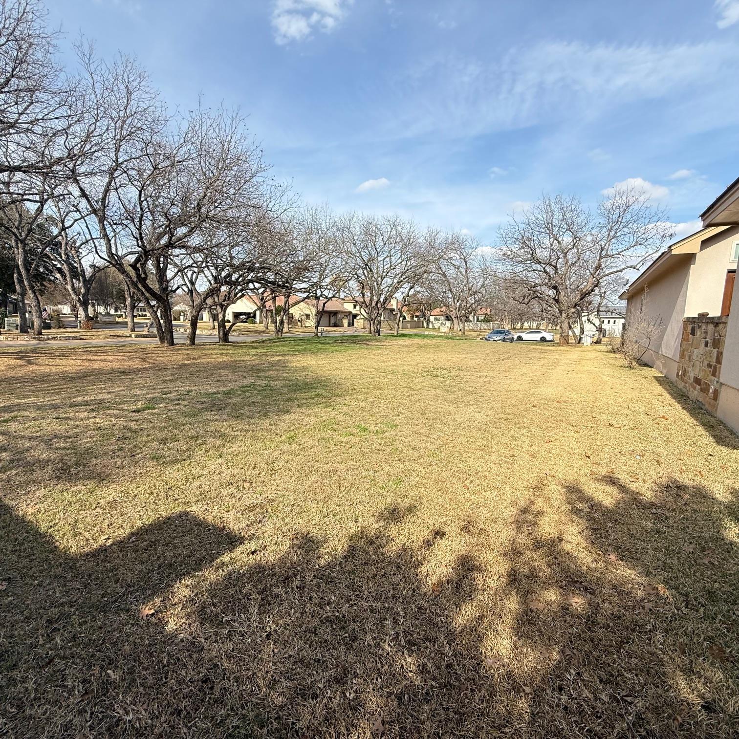 101 Menard CT — photo 3