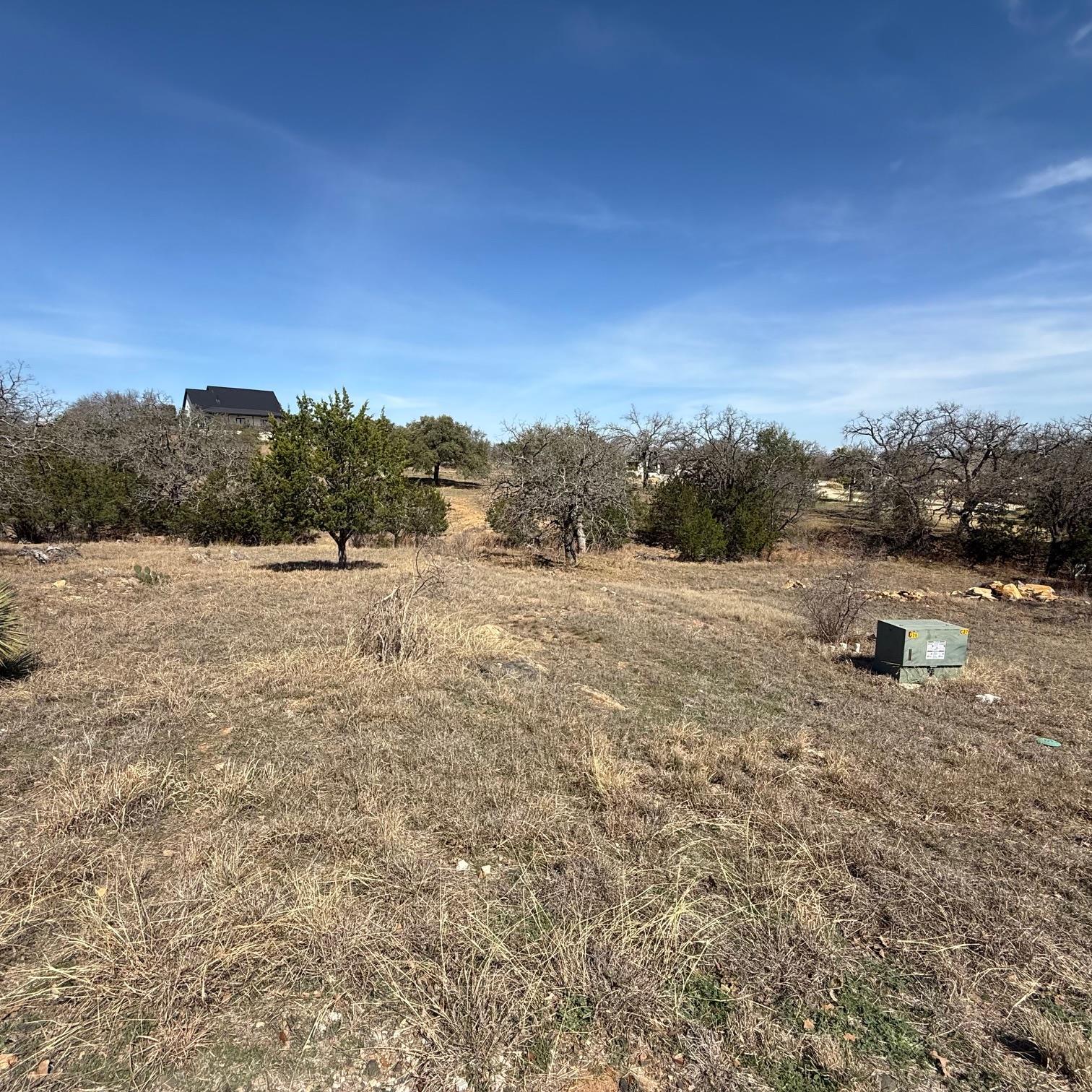 206 Mercury DR — photo 4