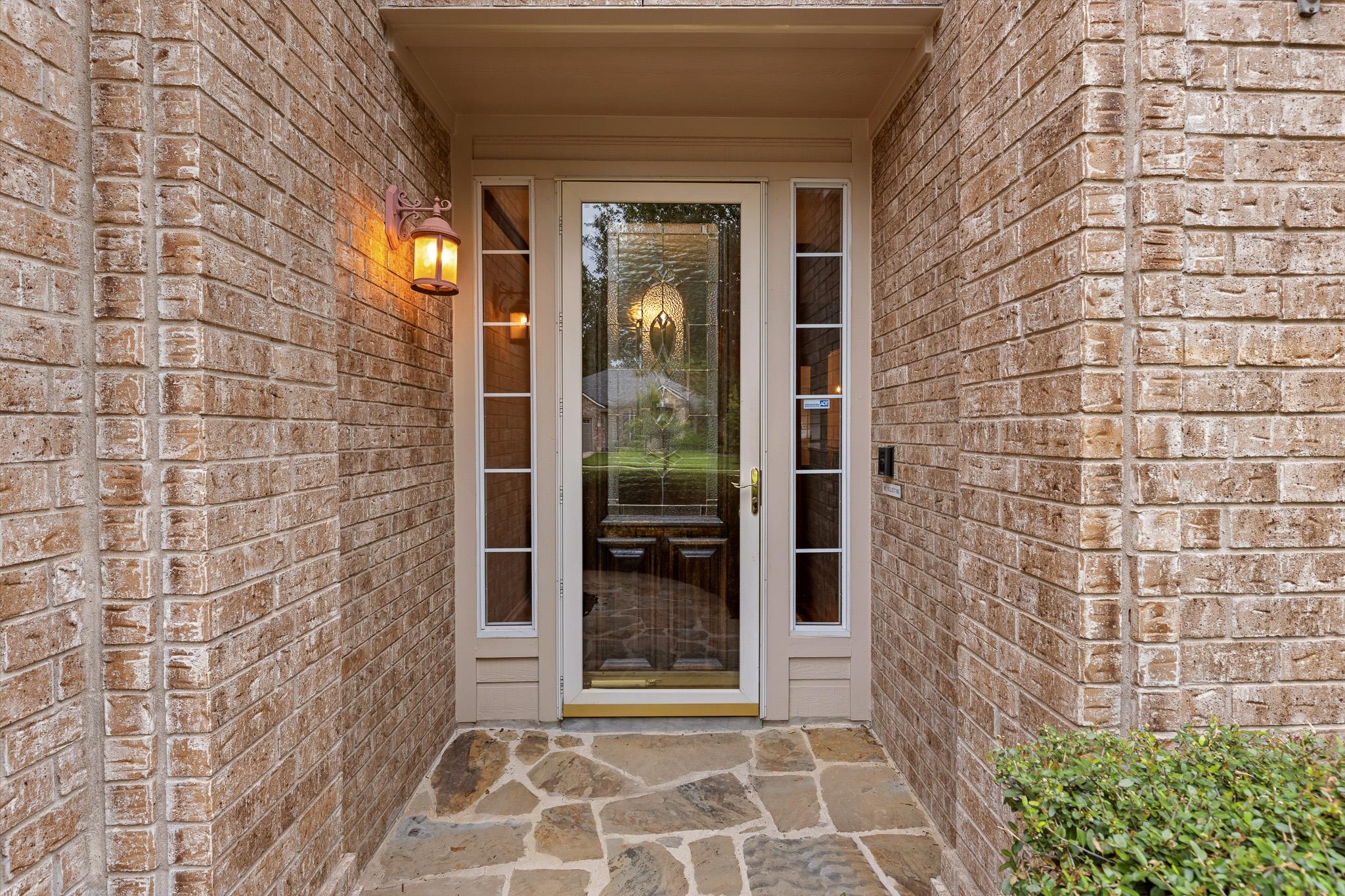 905 Brighton Bend LN — photo 3