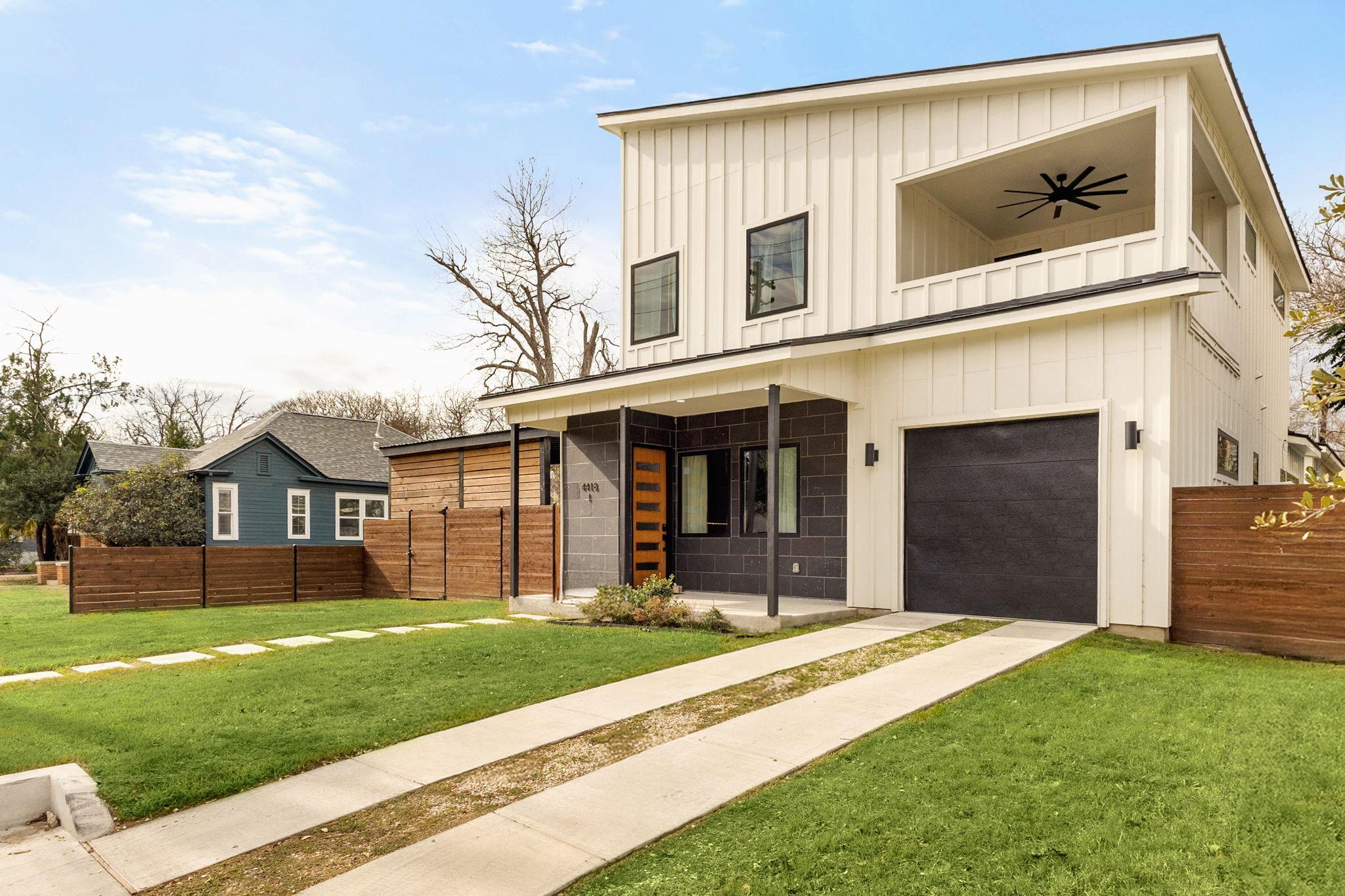 4418 Red River ST #1 — photo 4