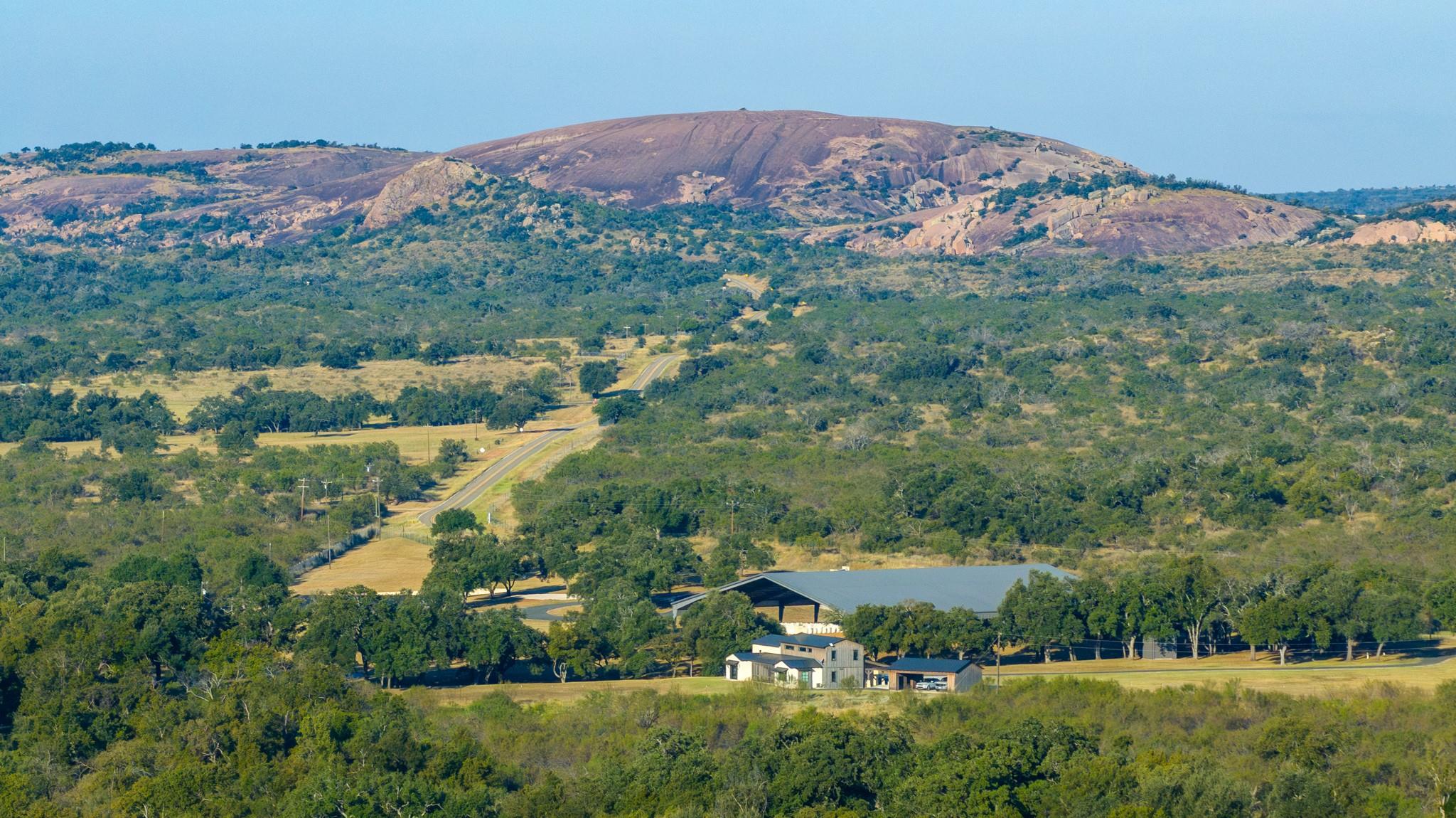 5862 Ranch Road 965