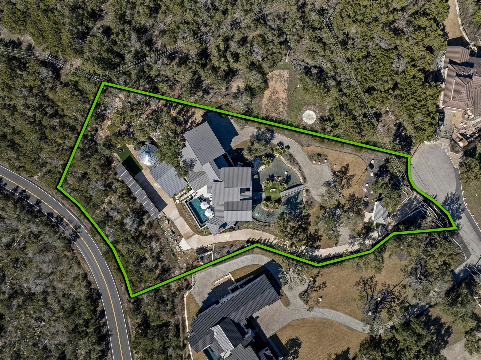 8209 Two Coves DR — photo 3