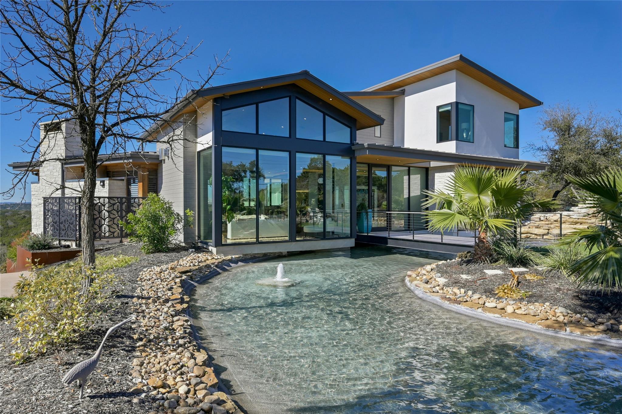 8209 Two Coves DR — photo 4