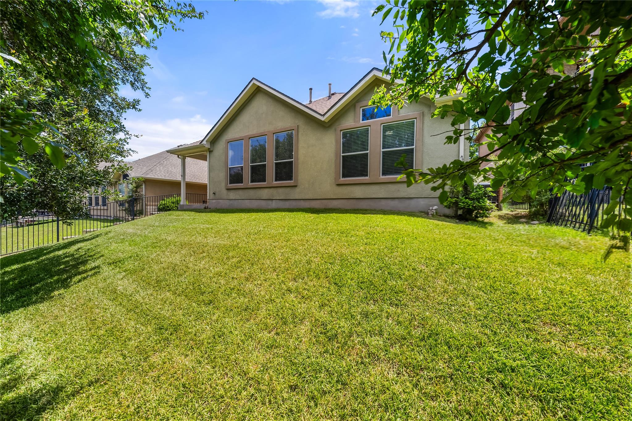24 Stone Terrace DR — photo 5