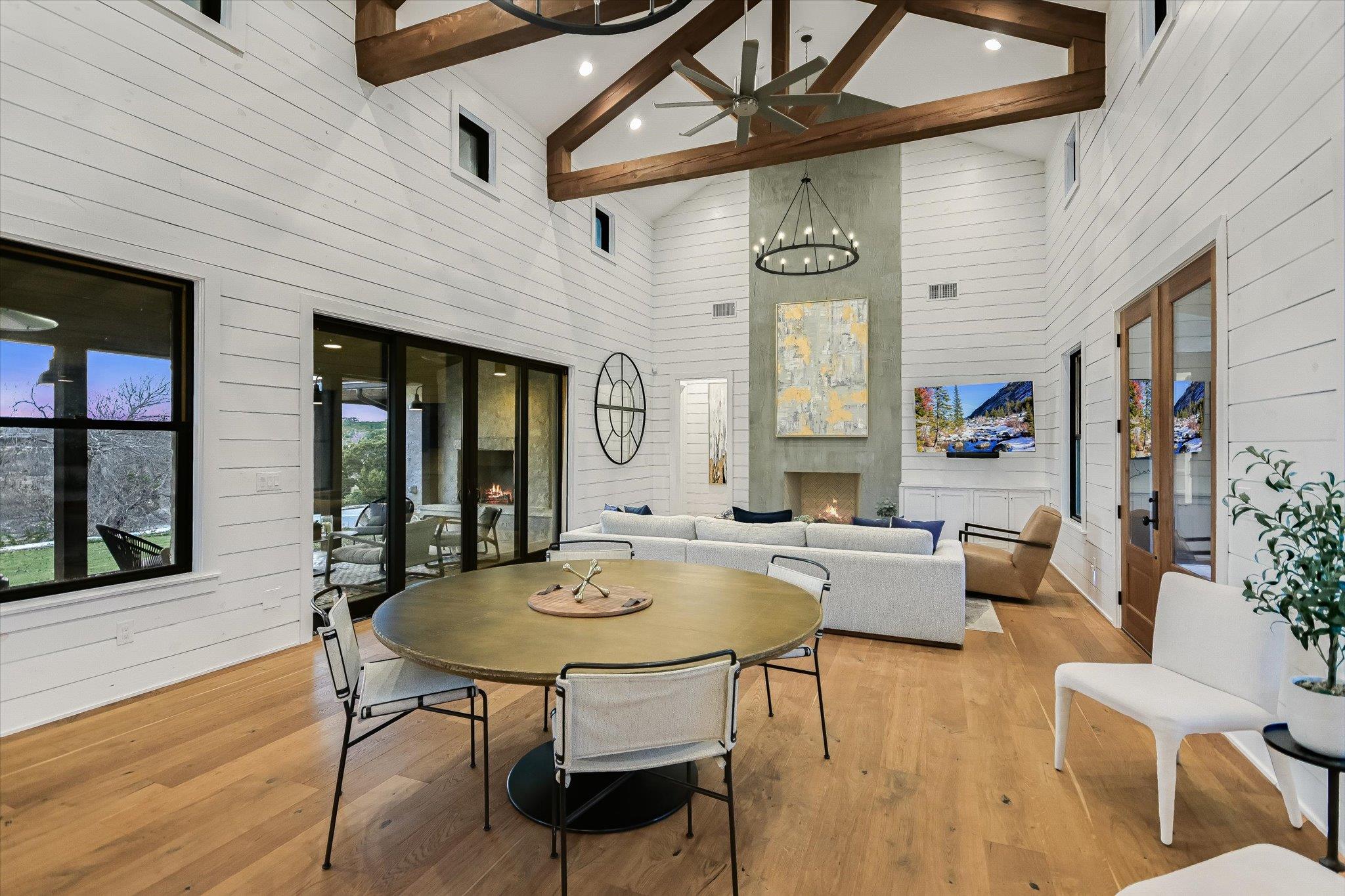6434 MUSTANG VALLEY TRL — photo 4