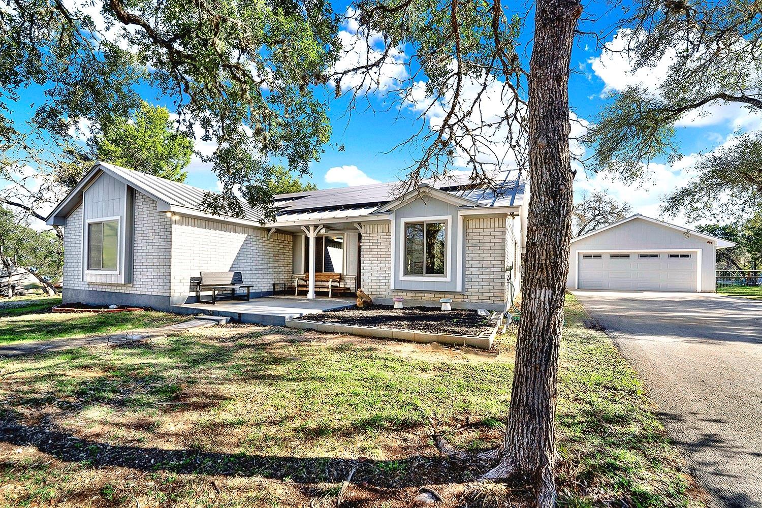 228 Deertrail DR — photo 3
