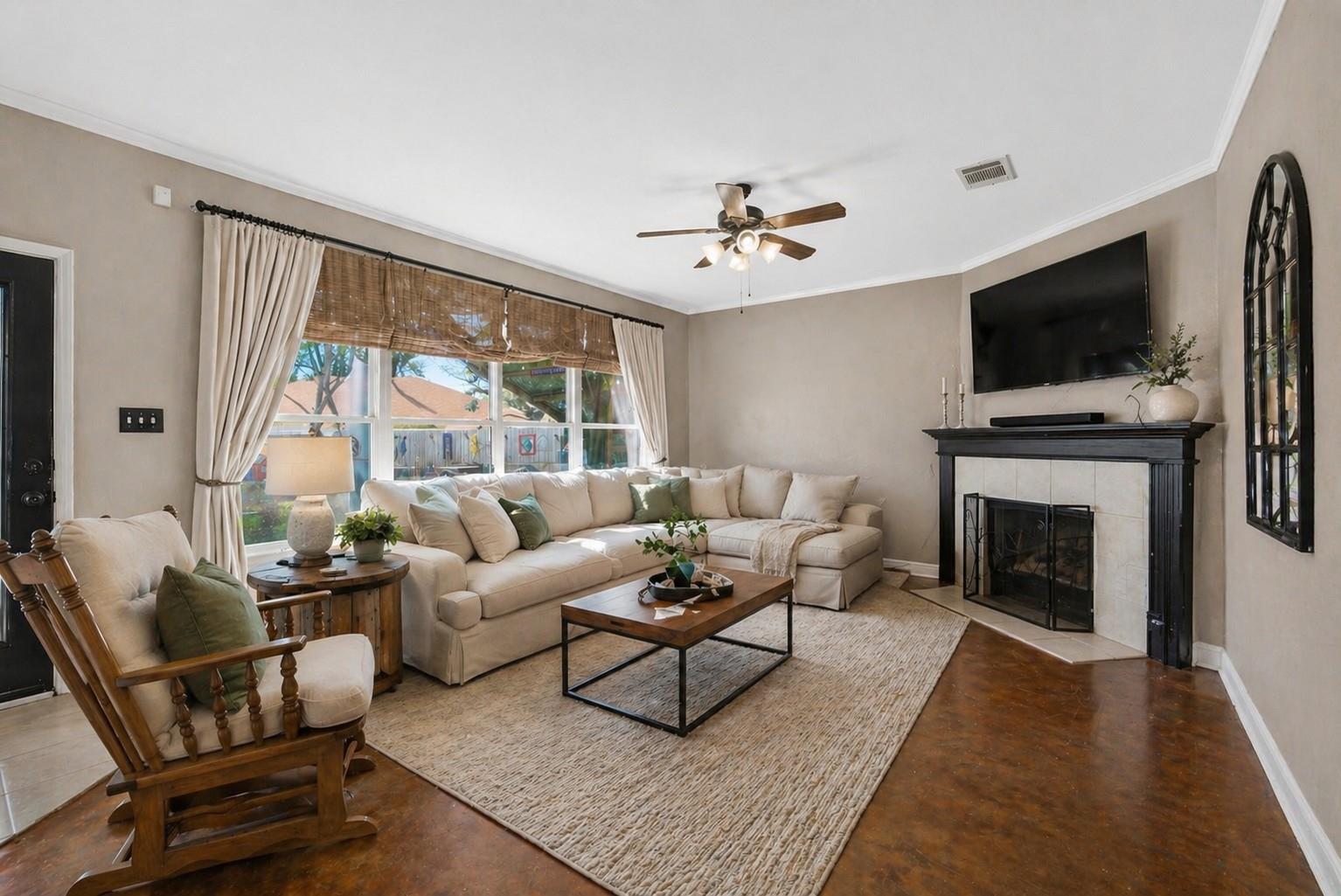 1114 Calistoga DR — photo 4