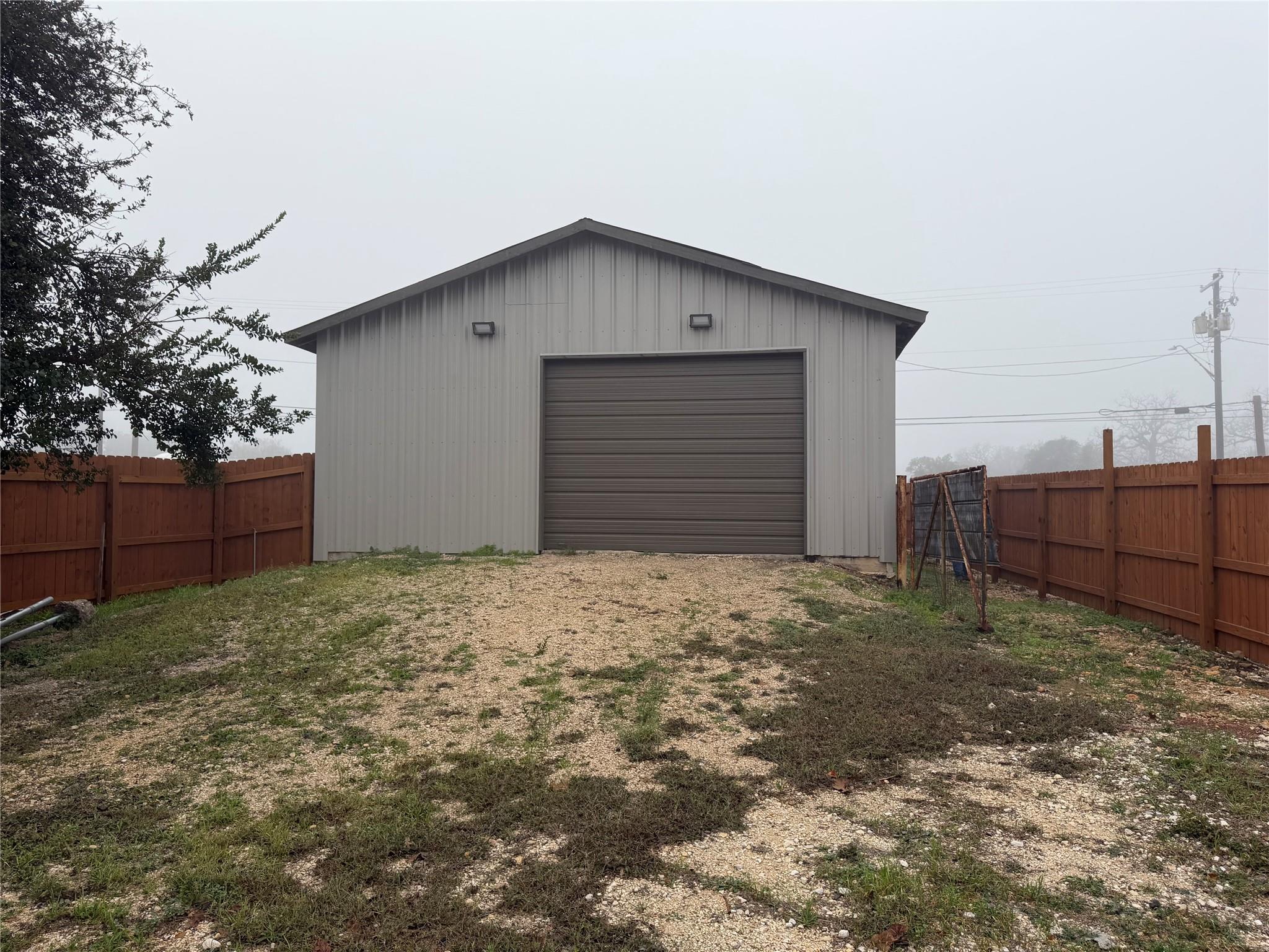 1541 Pierce ST — photo 3