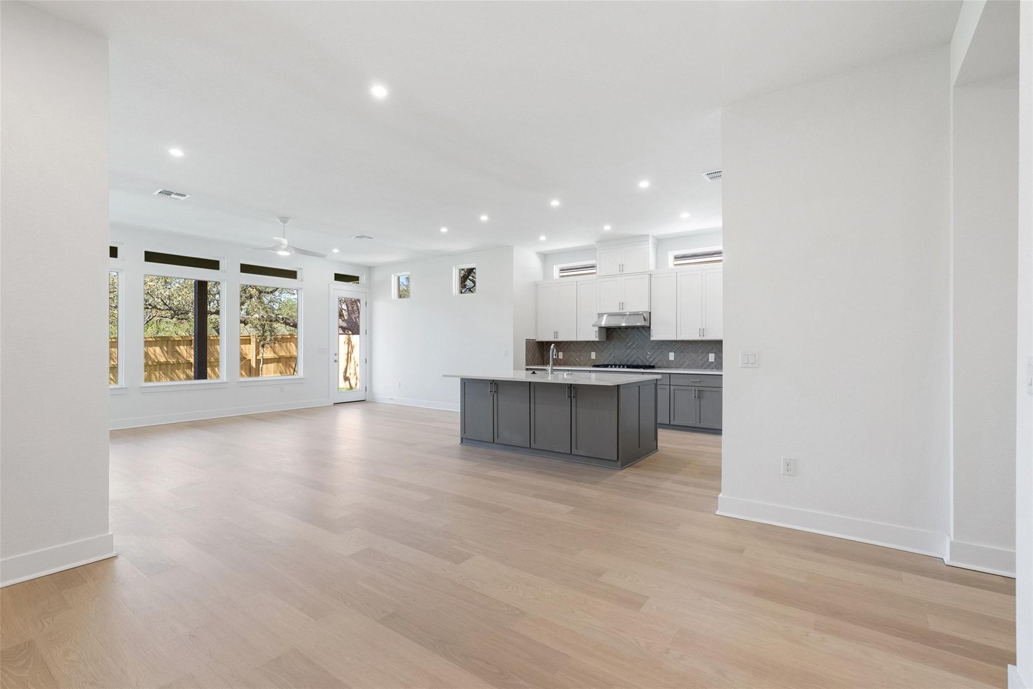 139 Comfort DR — photo 5