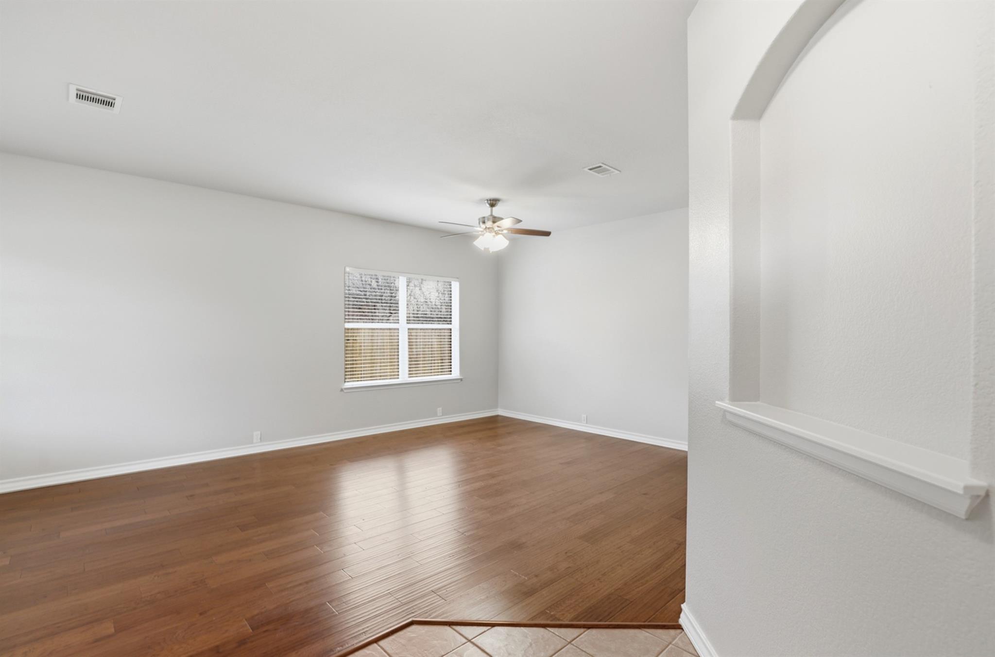 20829 Silverbell LN — photo 3