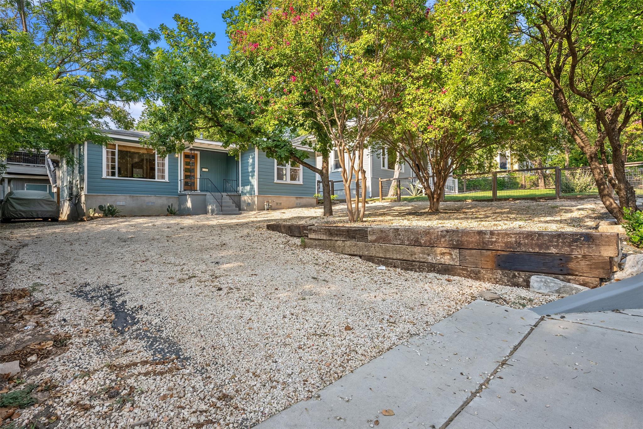 2104 Martin Luther King Jr BLVD — photo 5
