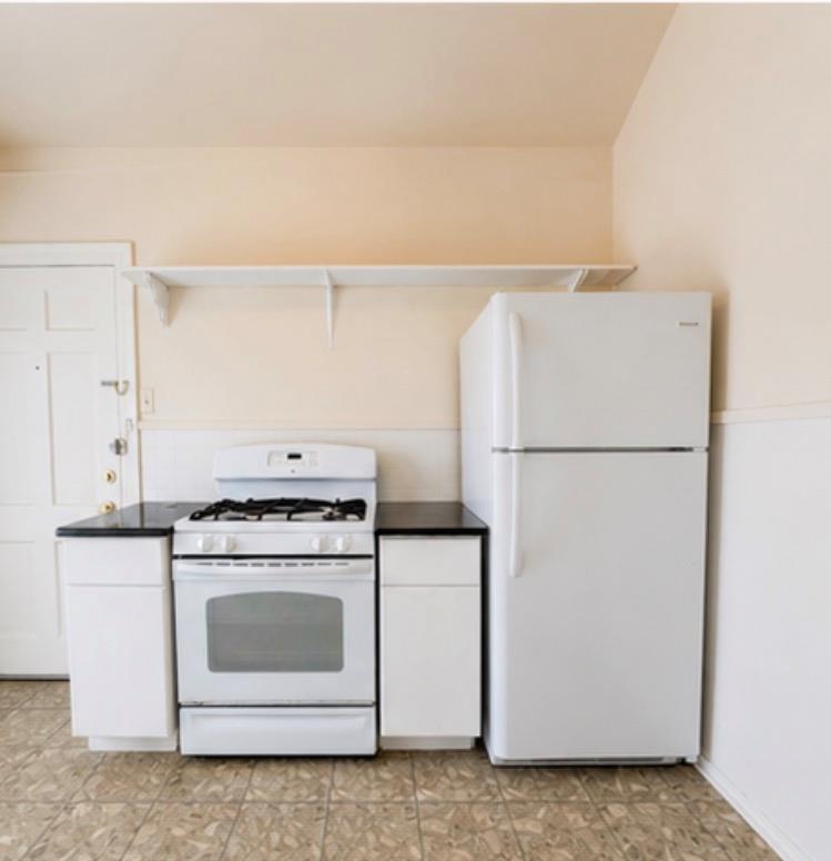 2509 Enfield RD #A — photo 5