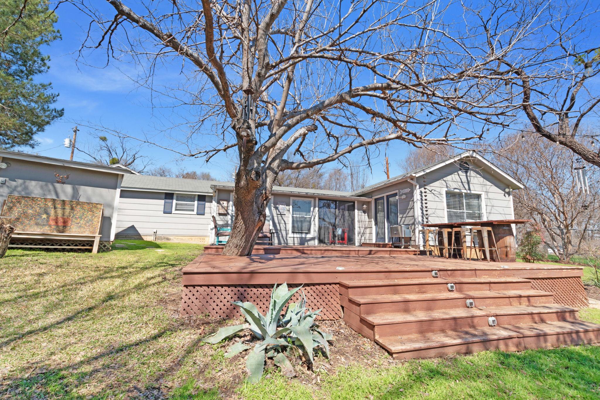 318 Clear Creek DR — photo 4