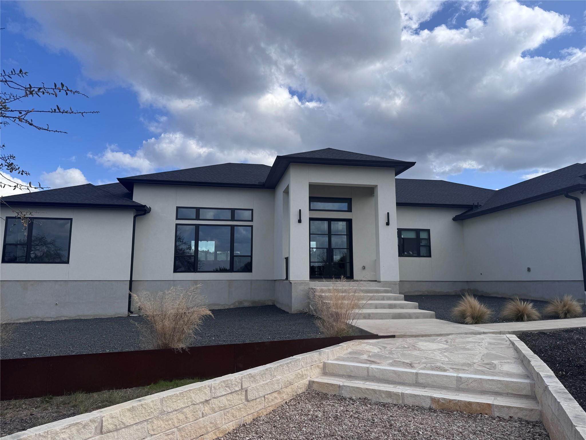 234 Campolina LN