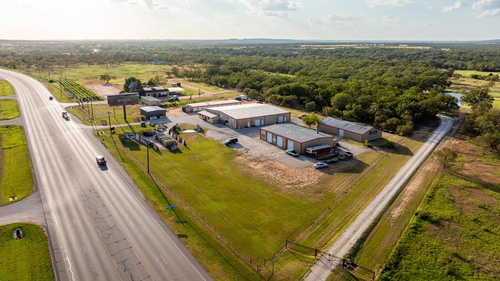 10034, 10046 E US Hwy 290 Highway — photo 3