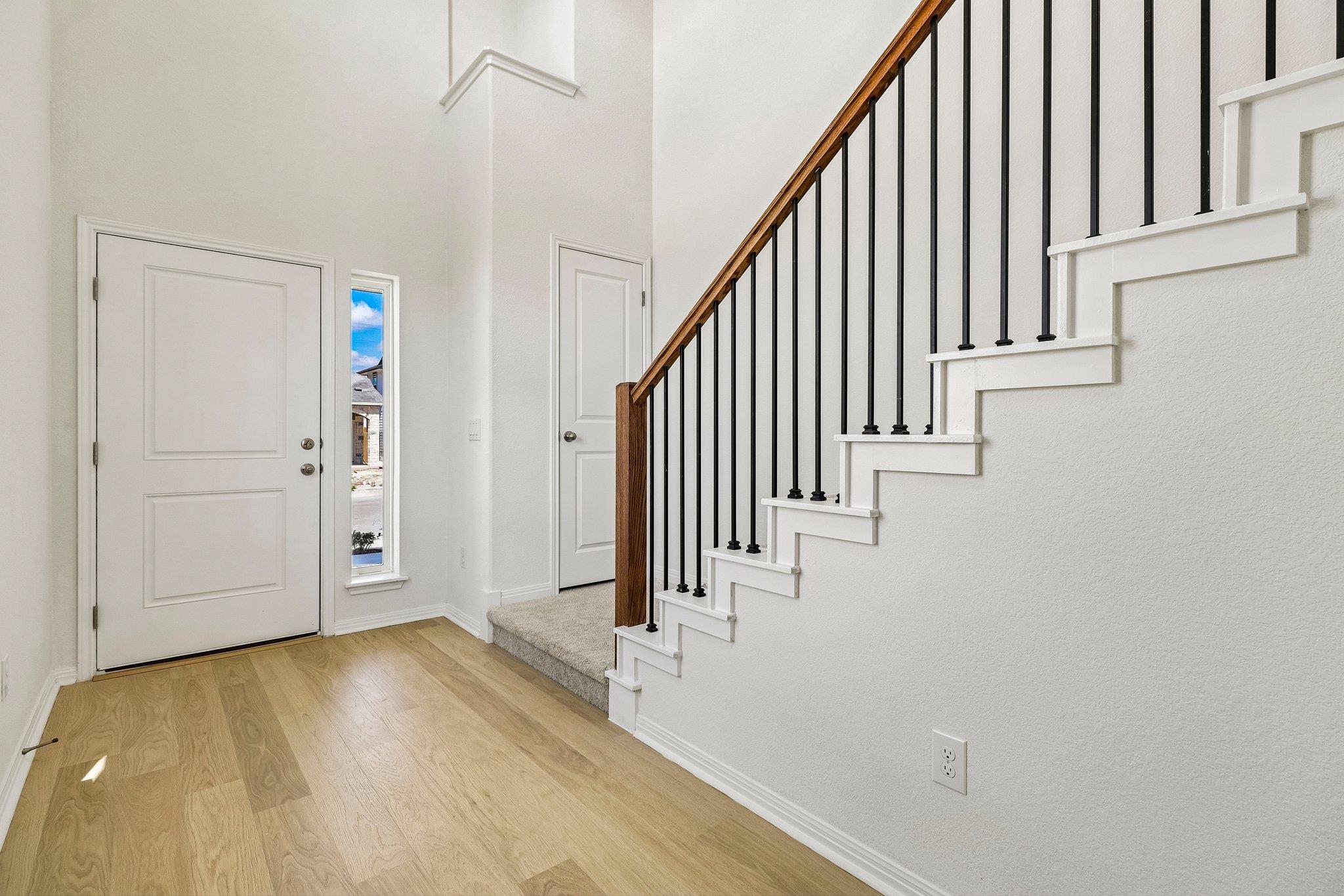 1505 Corsac WAY — photo 4