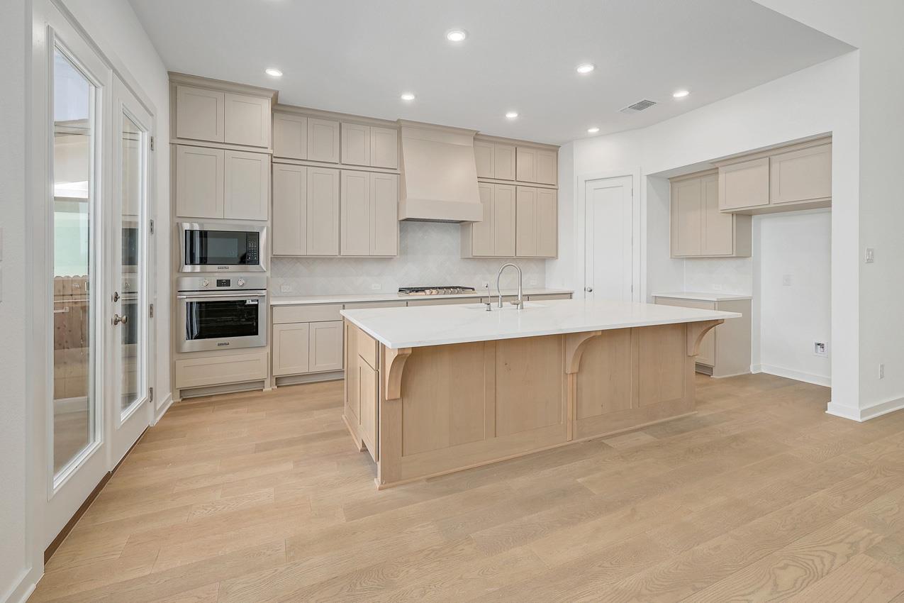 511 Tricia CT — photo 4