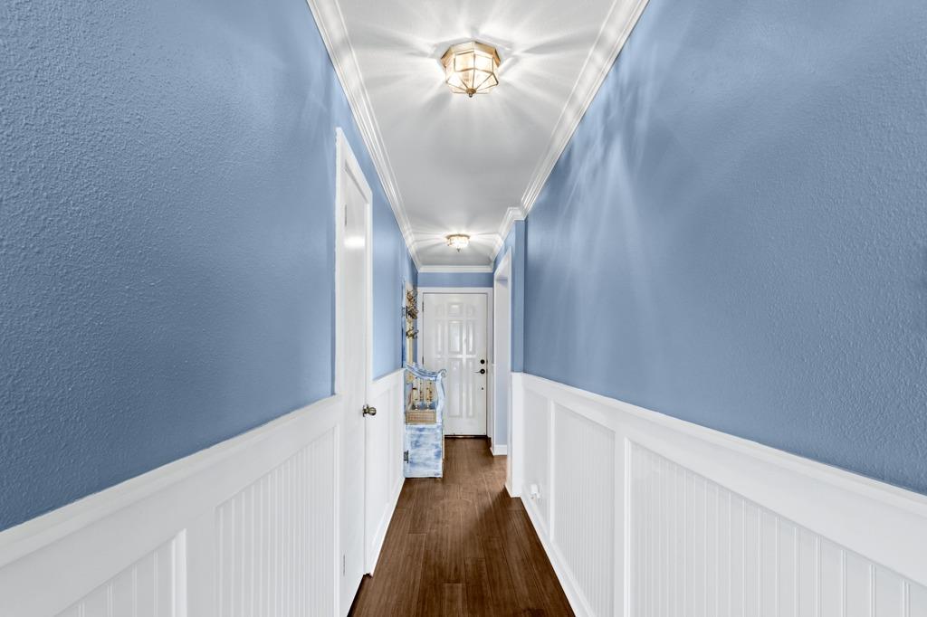 808 Minturn LN — photo 4