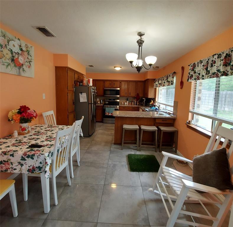 2303 Dover RD — photo 4