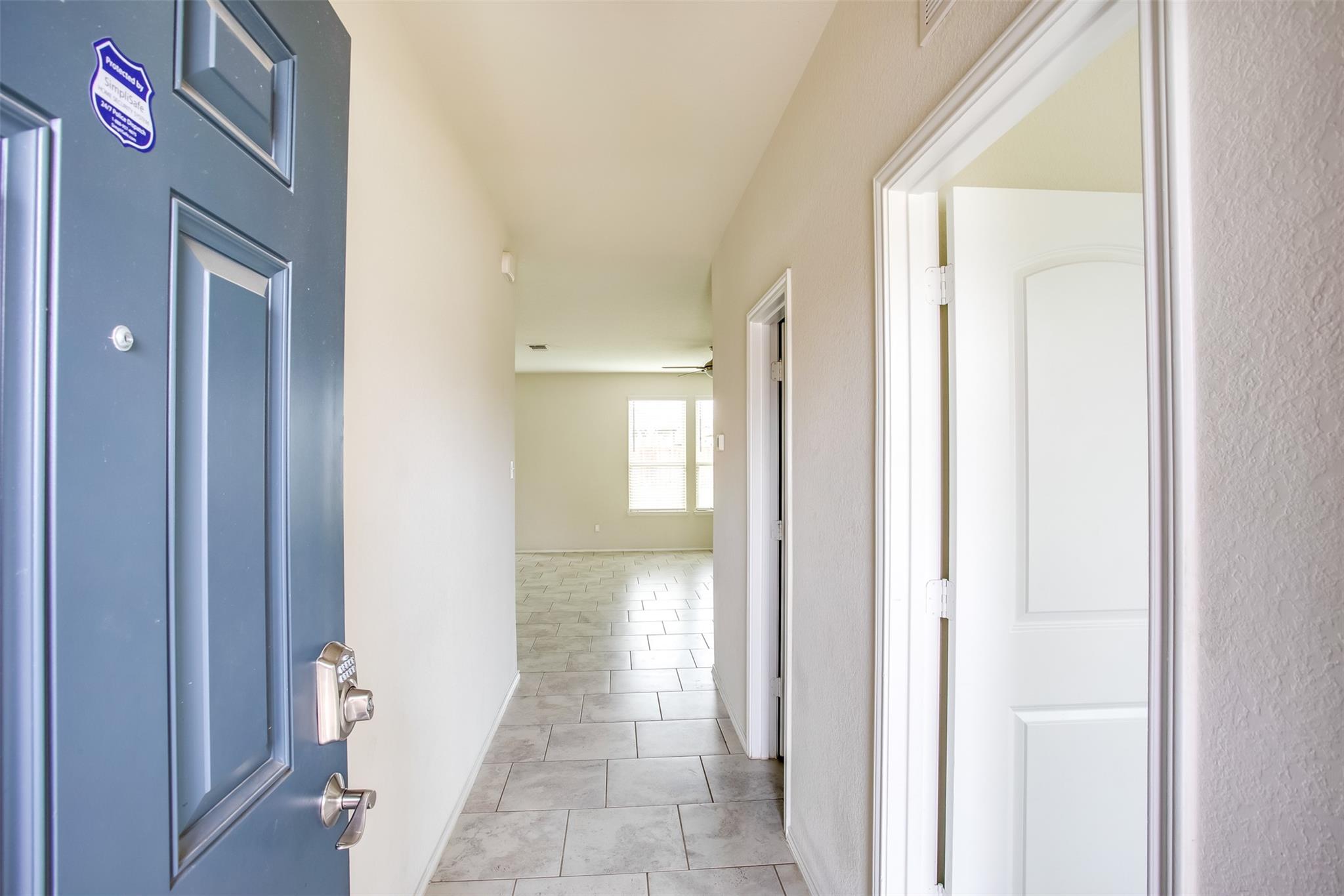 528 Staton ST — photo 4