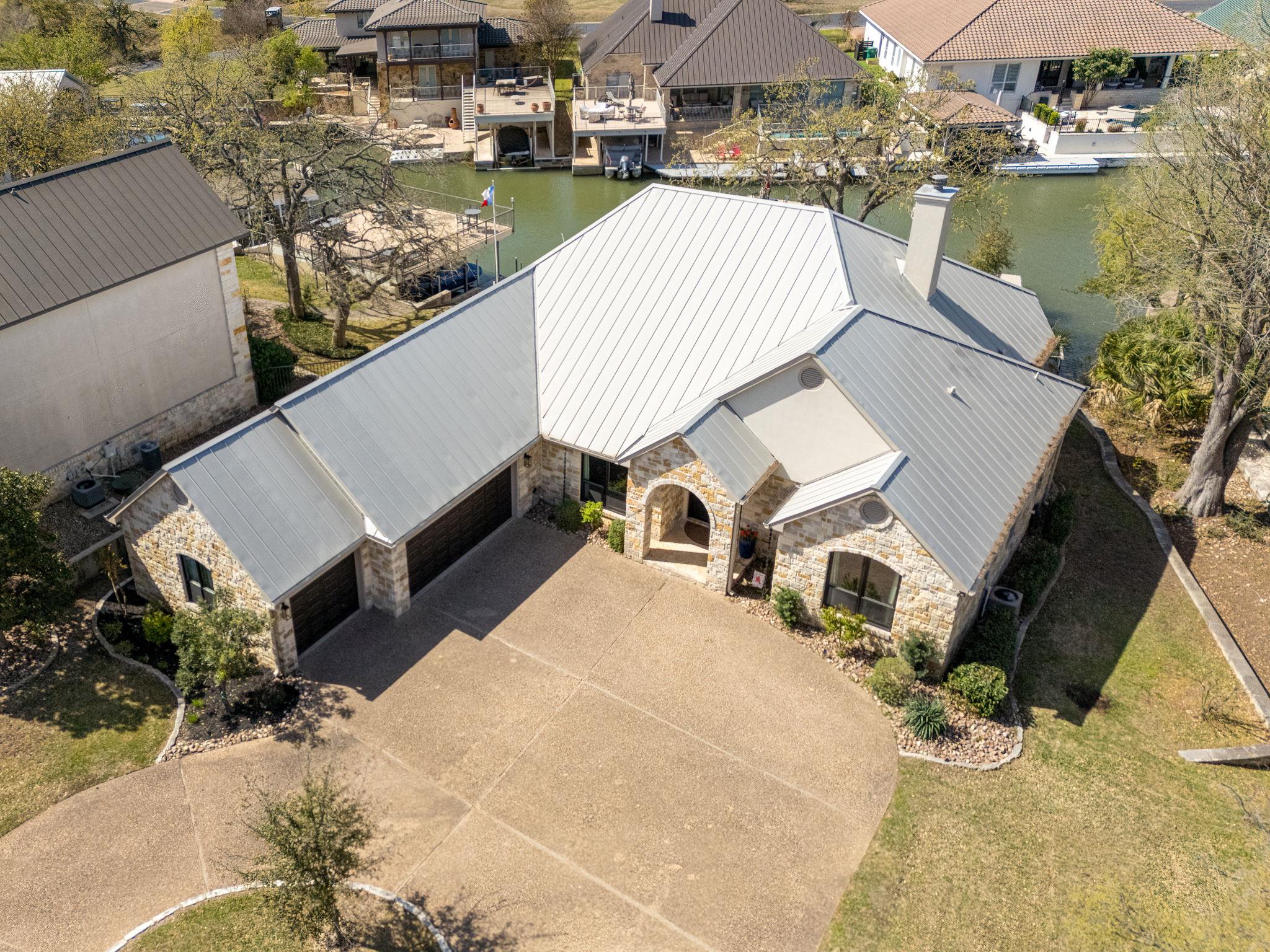 3012 Driftwood LN — photo 3