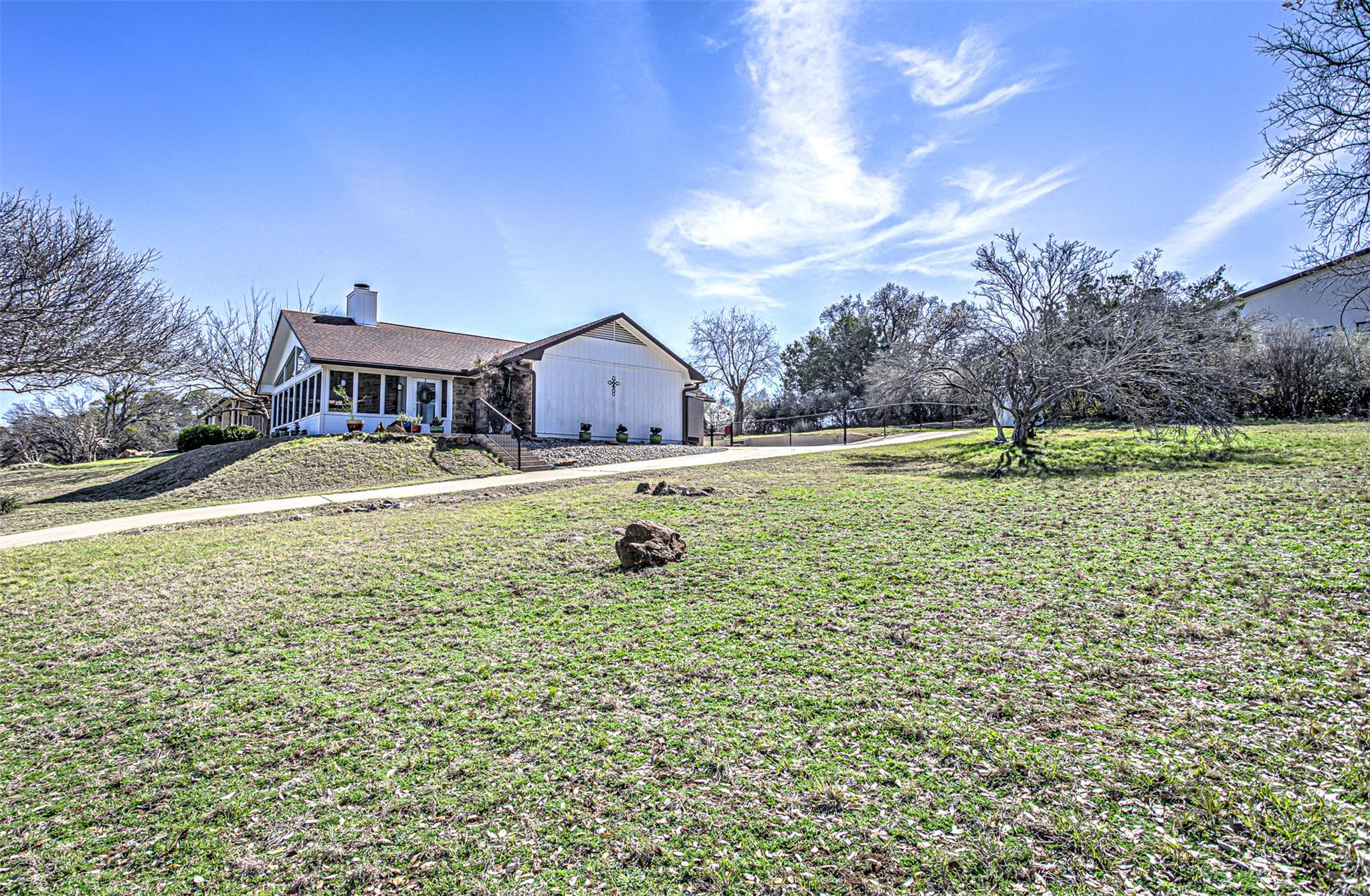 507 Mountain DR — photo 3