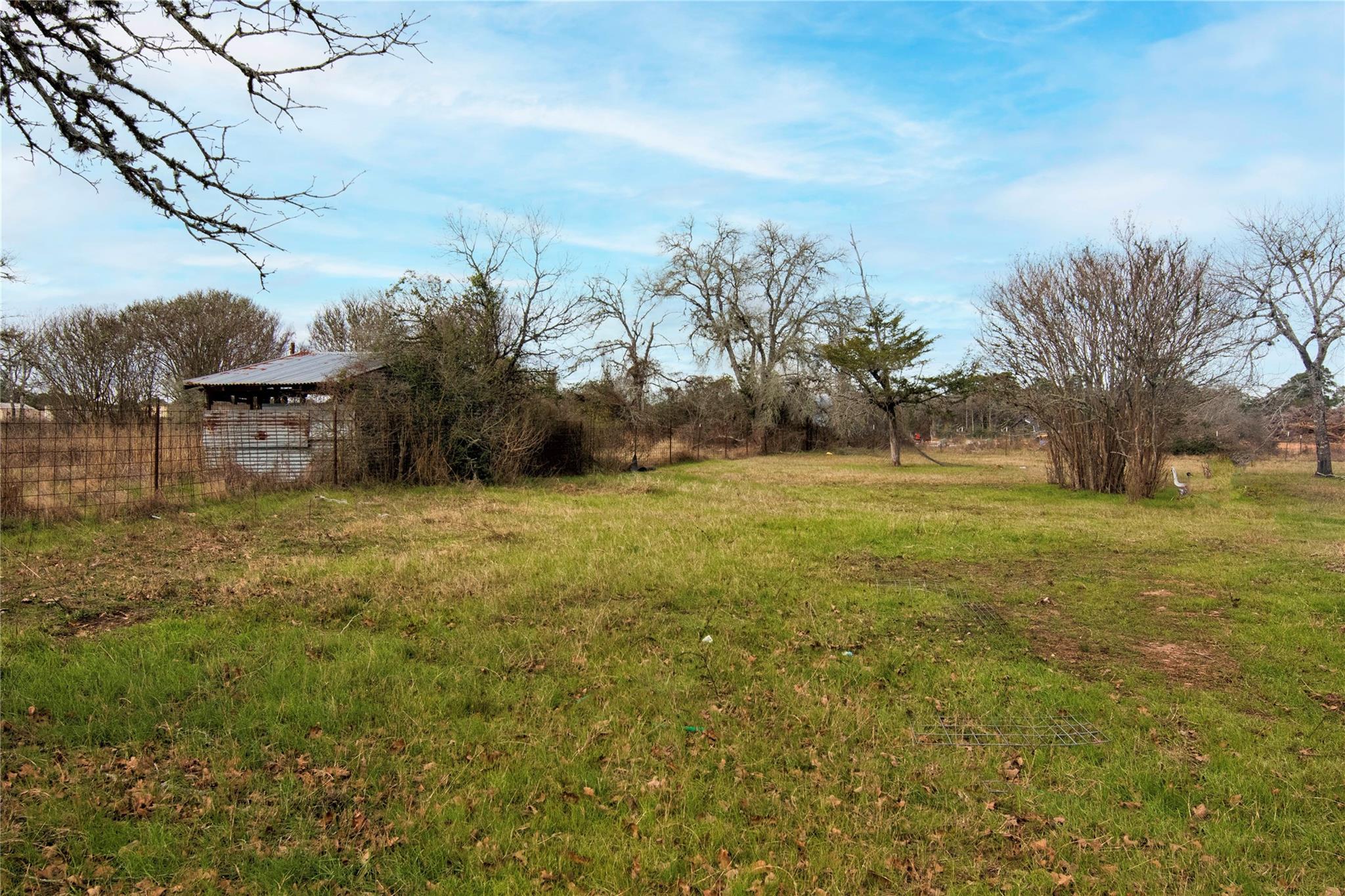 5431 HWY 77 — photo 3