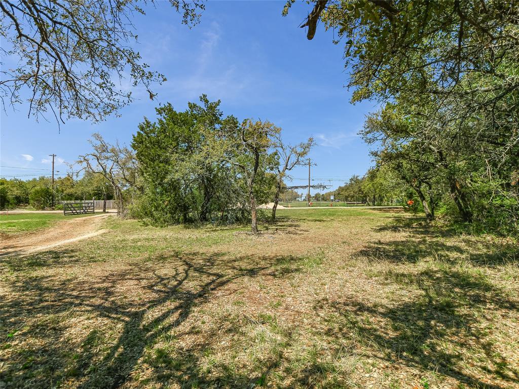 1104 Lone Star DR — photo 5