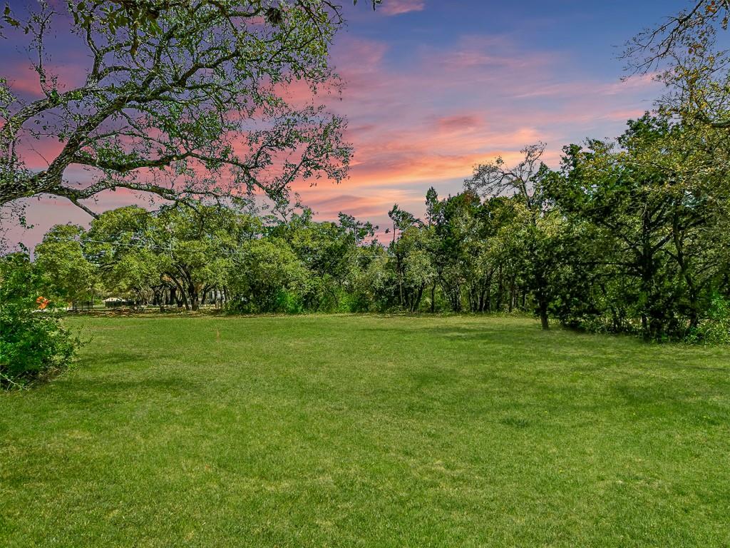 1104 Lone Star DR