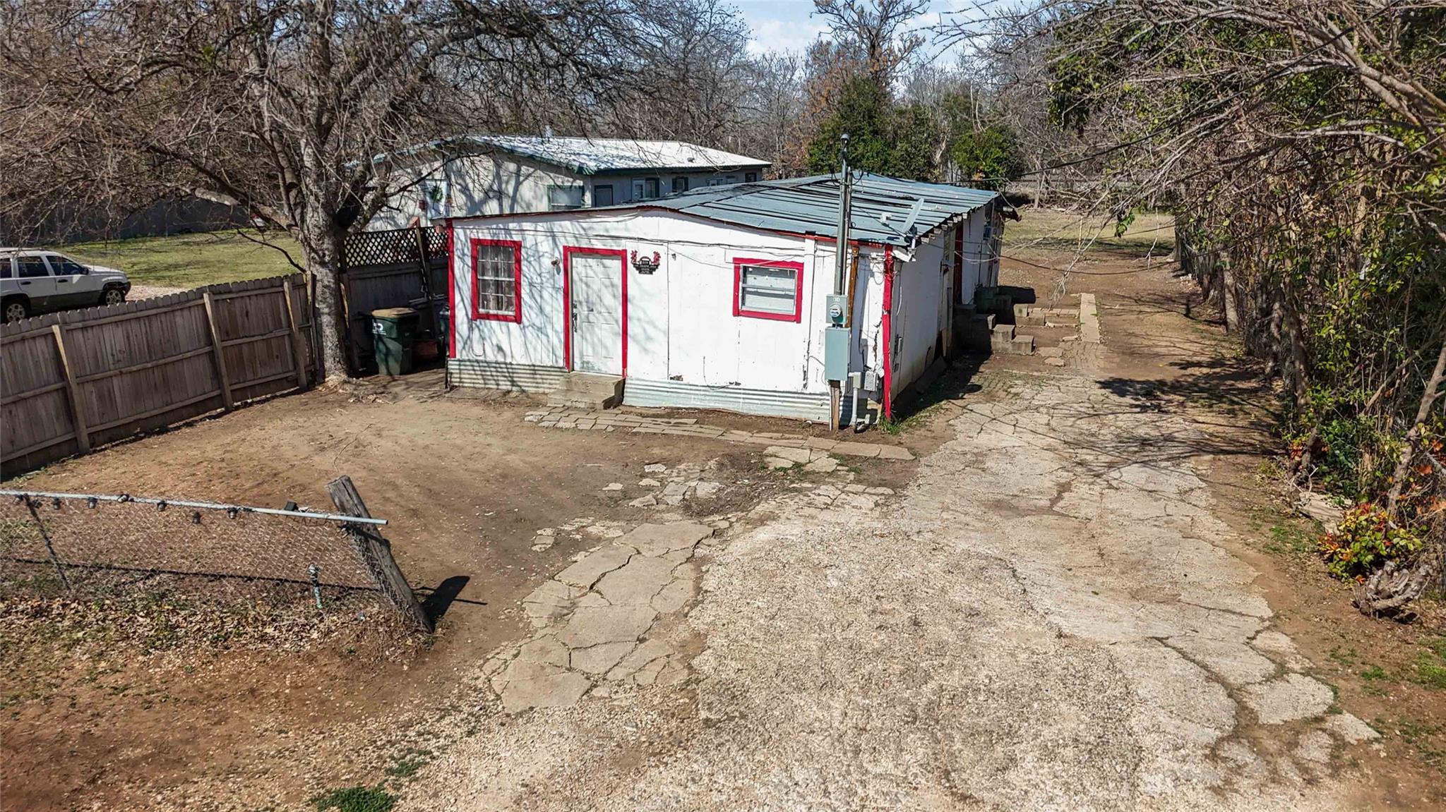 814 Alabama ST — photo 4