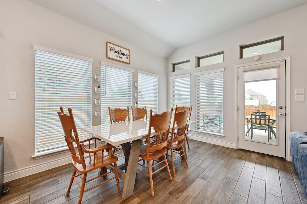 132 Cyrus Milton DR — photo 5