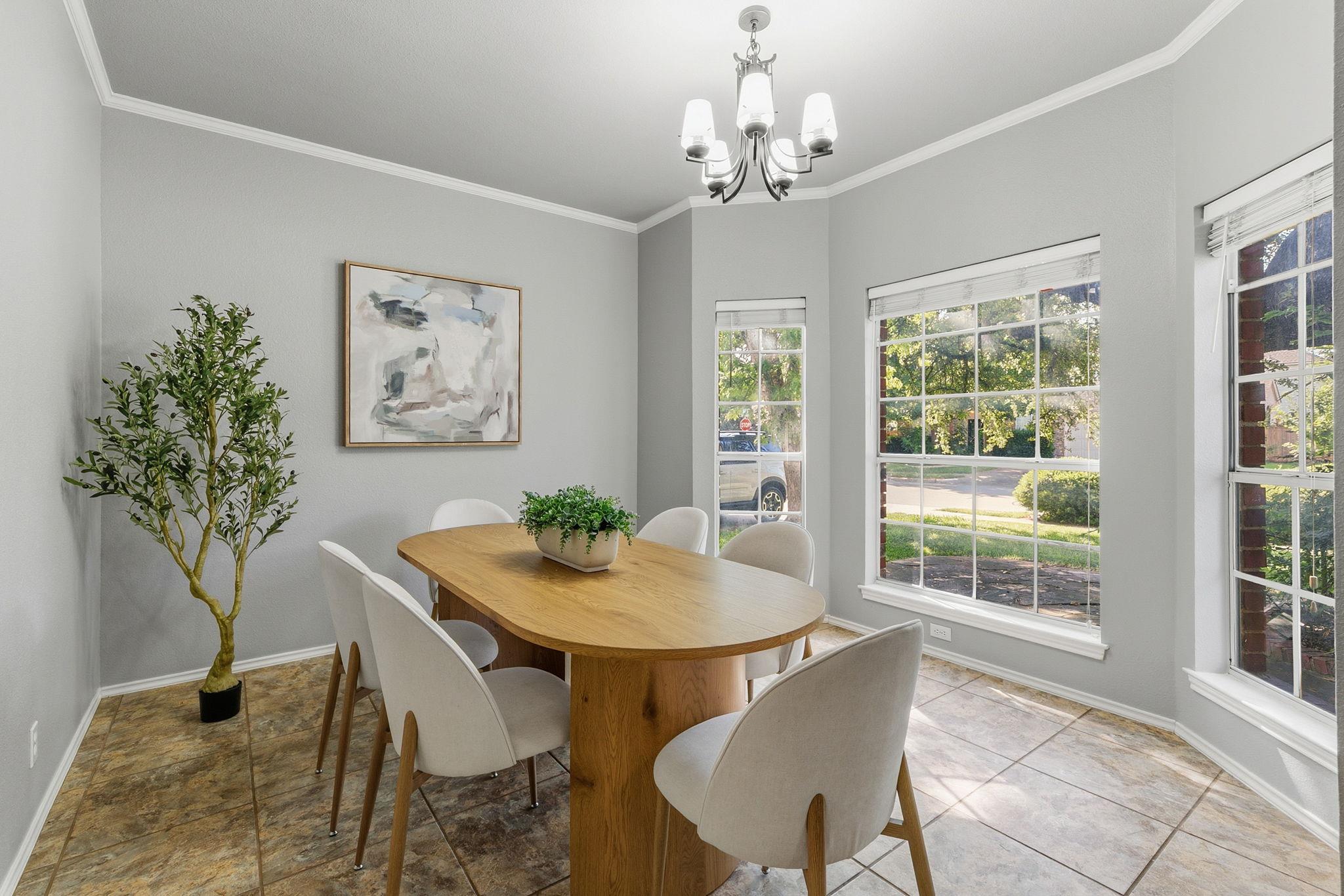 2402 Sparrow DR — photo 3