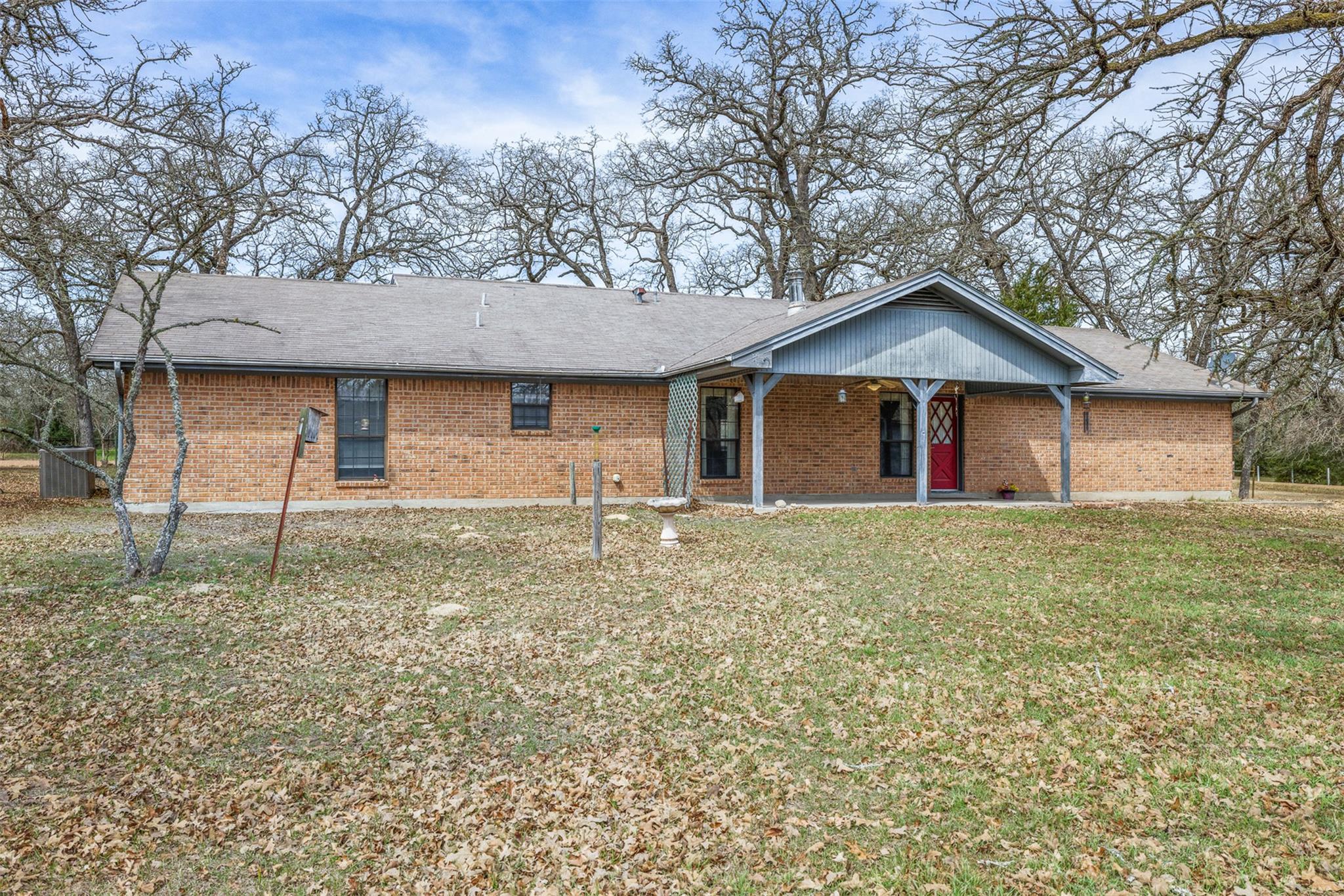 1196 Sherrill LN — photo 4