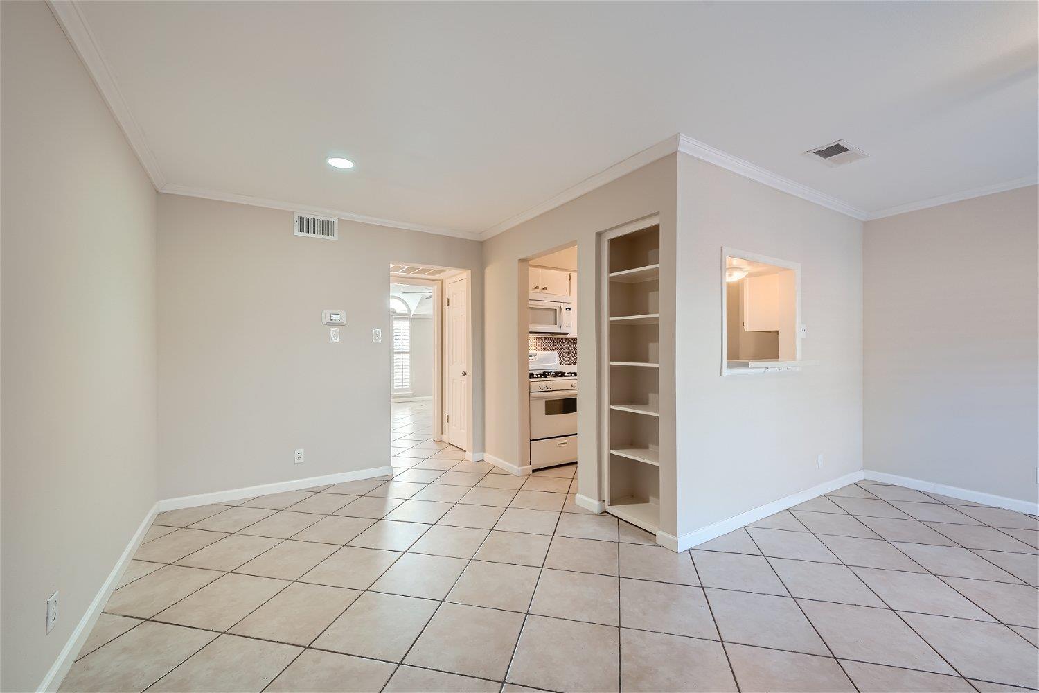 7920 Rockwood LN #203 — photo 5