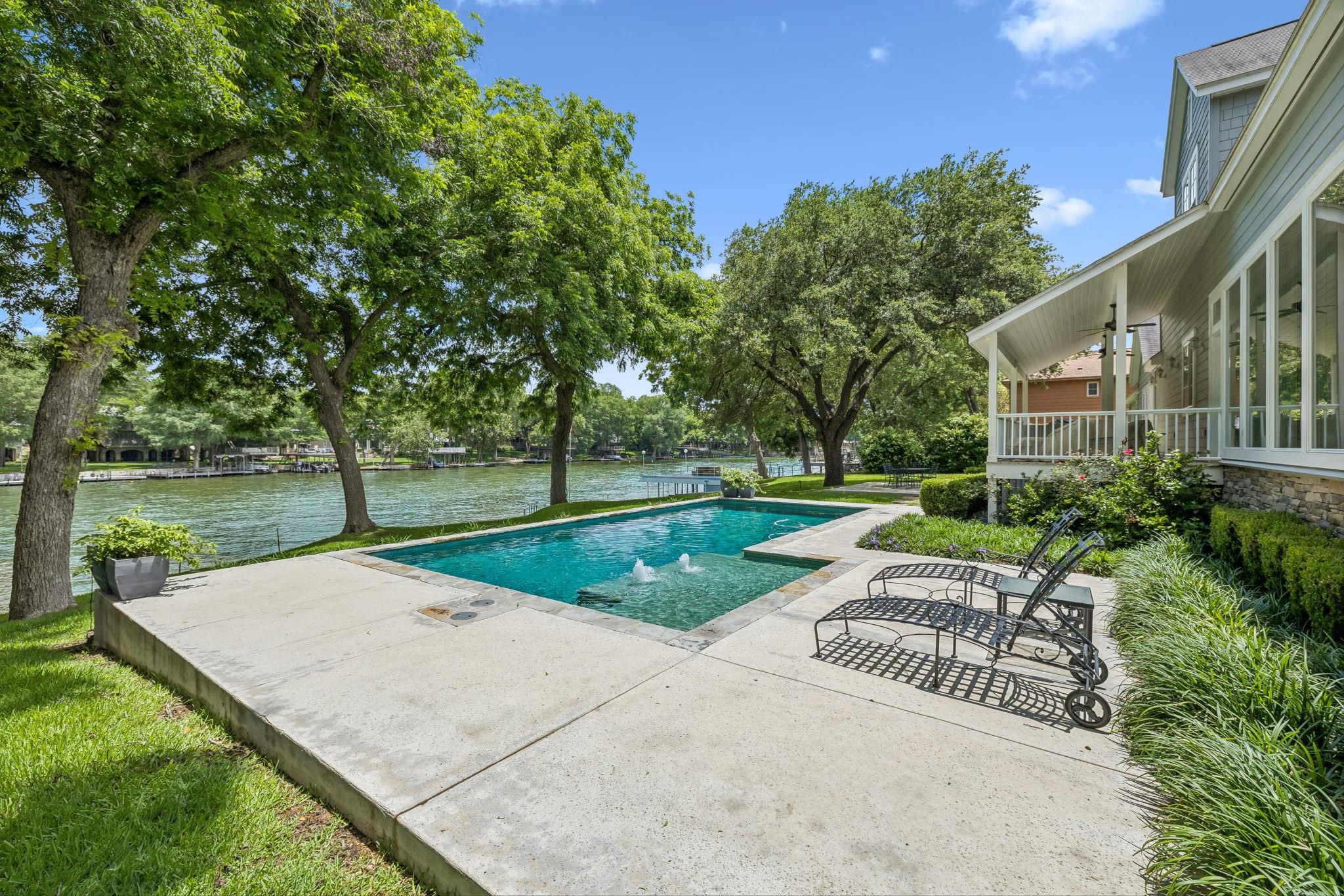 2319 Terminal Loop RD — photo 4