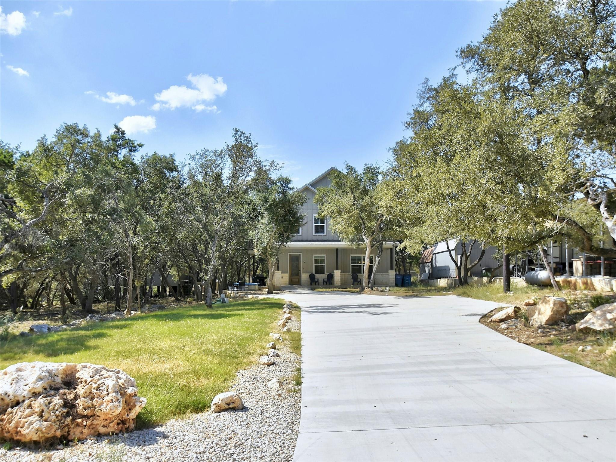 660 Mockingbird DR — photo 3