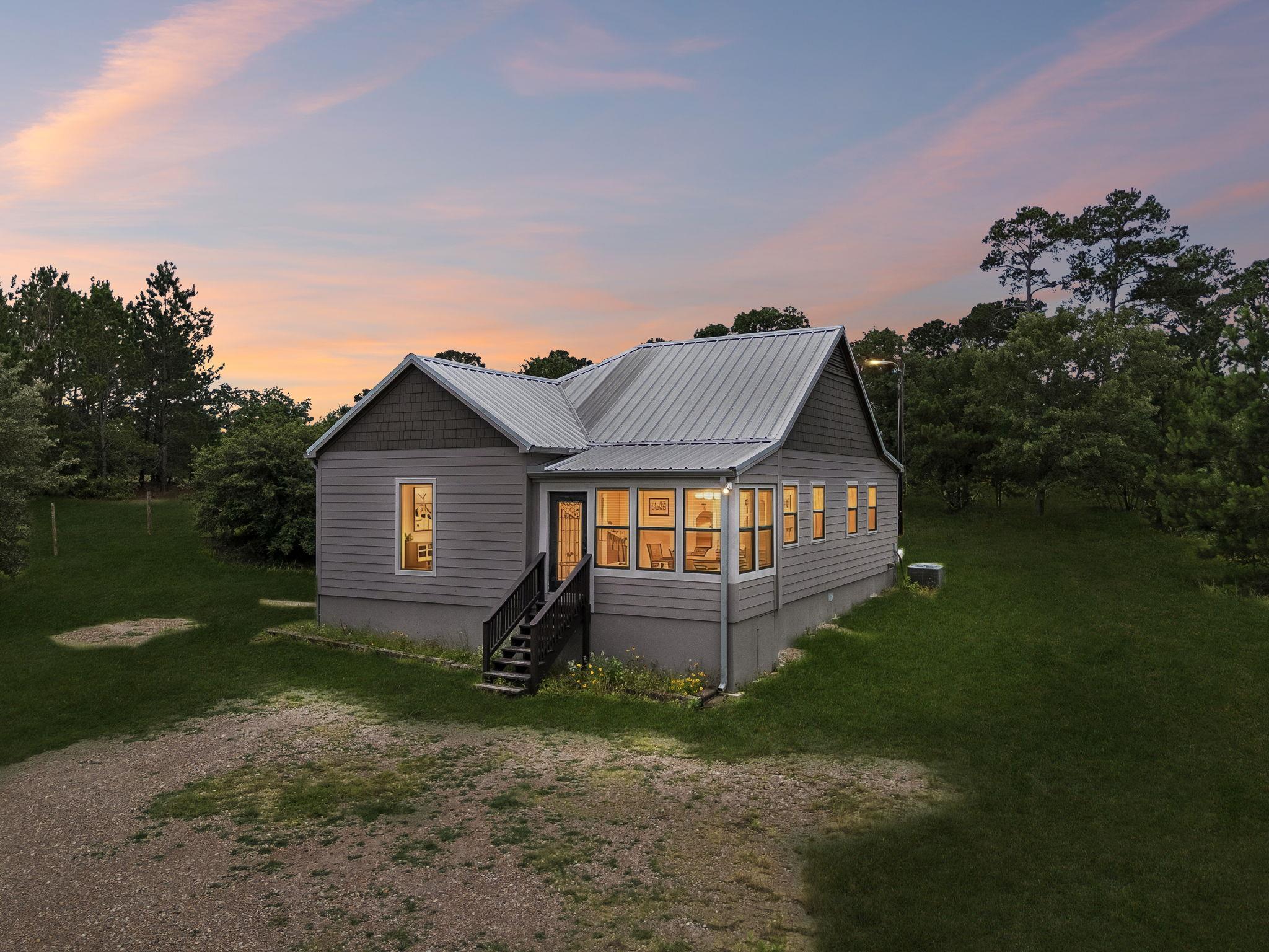 364 Ponderosa LOOP — photo 3