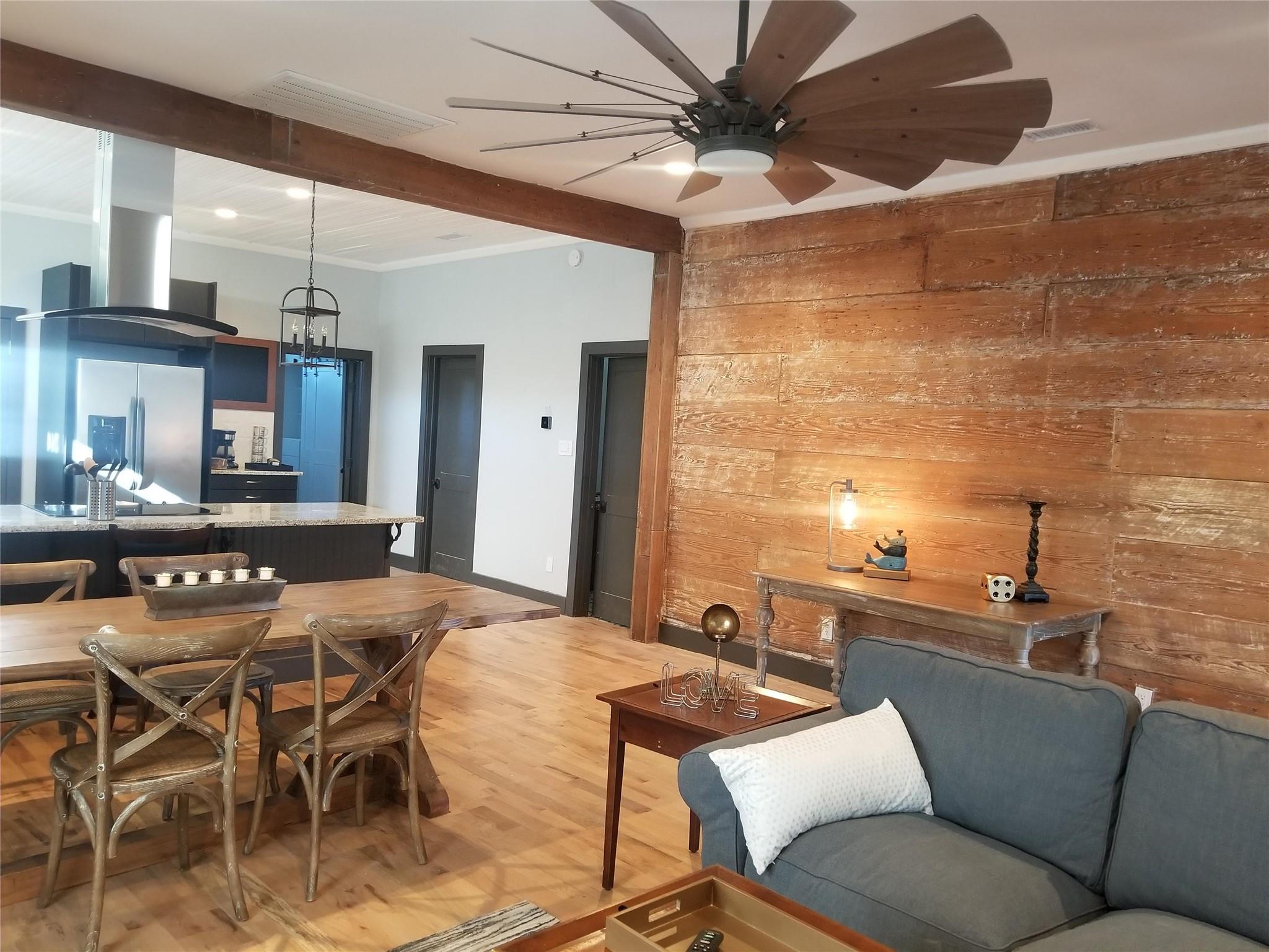 410 Milam Ave — photo 5