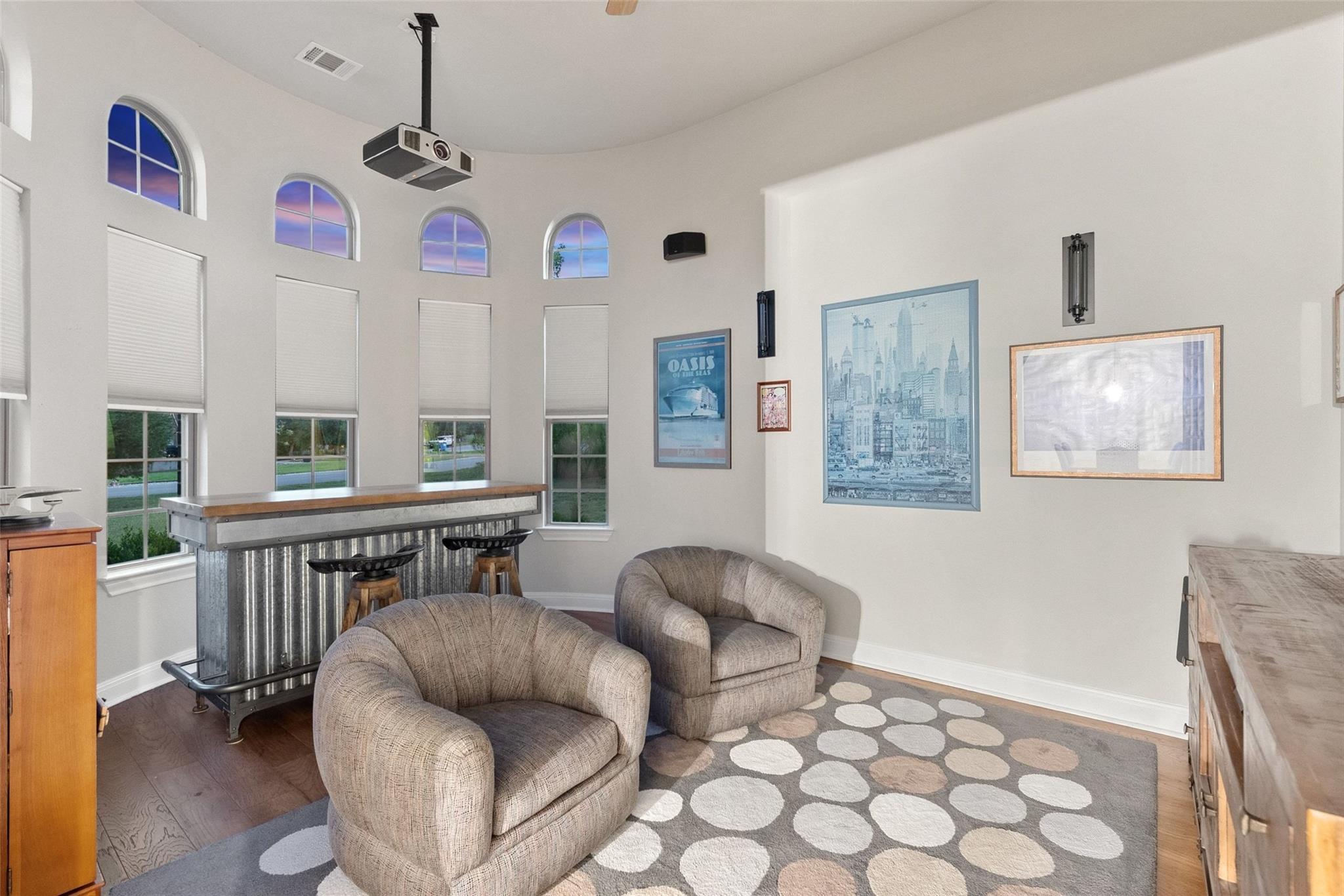 17632 Stratus CV — photo 3