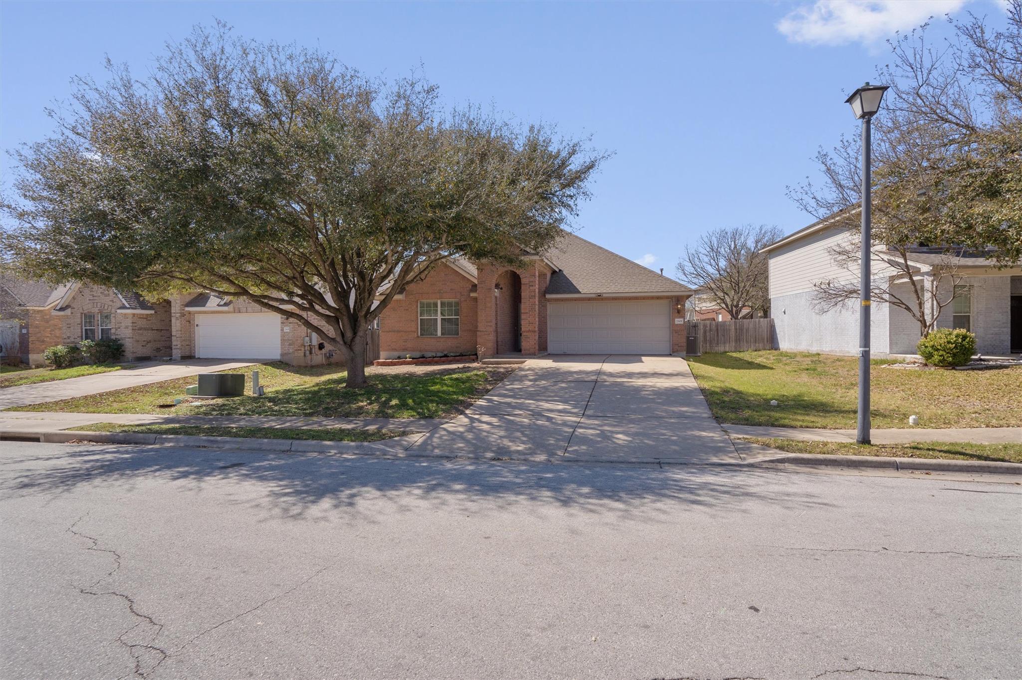 2801 Kickapoo Cavern DR — photo 3