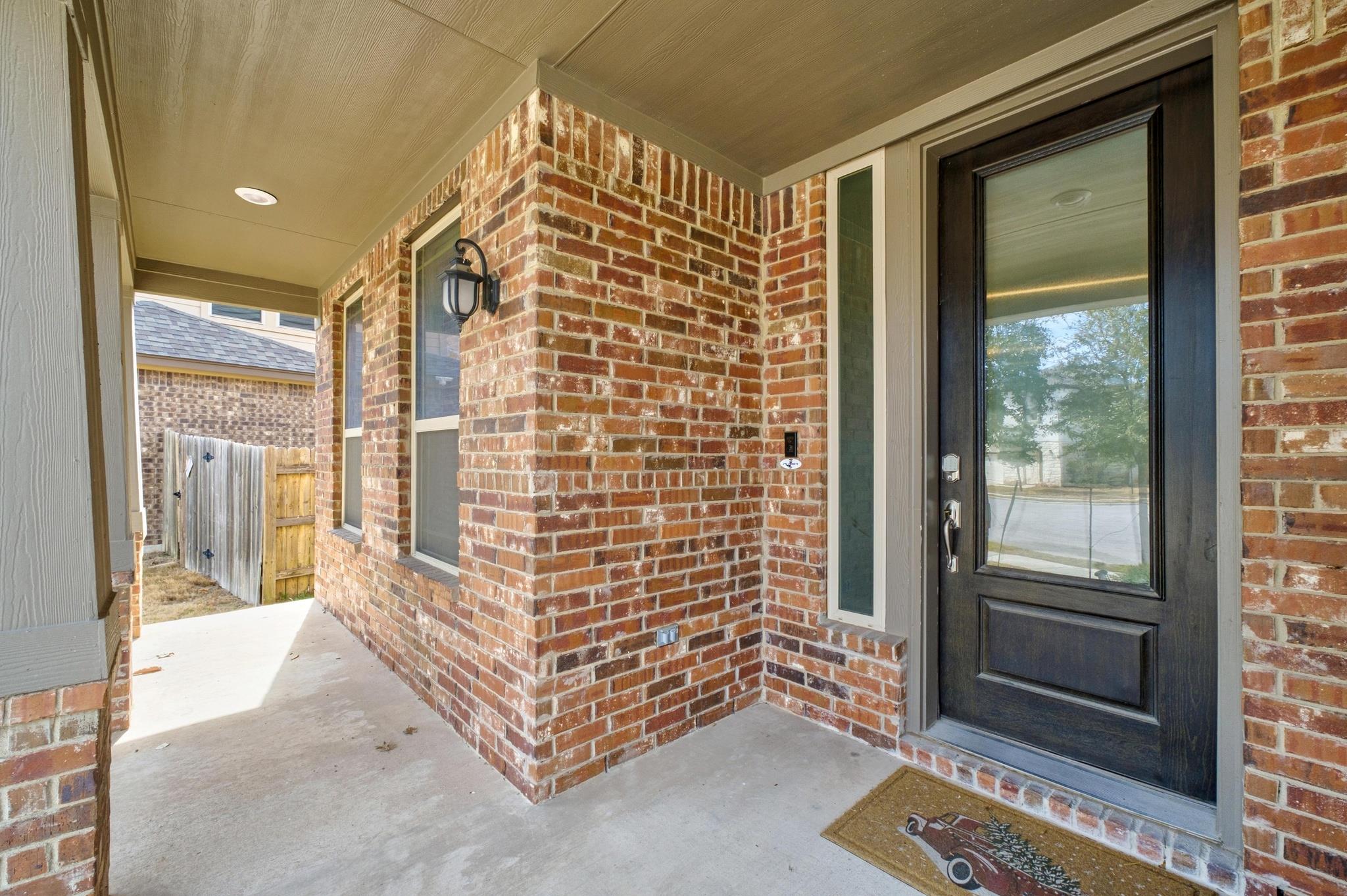 718 Hereford LOOP — photo 4