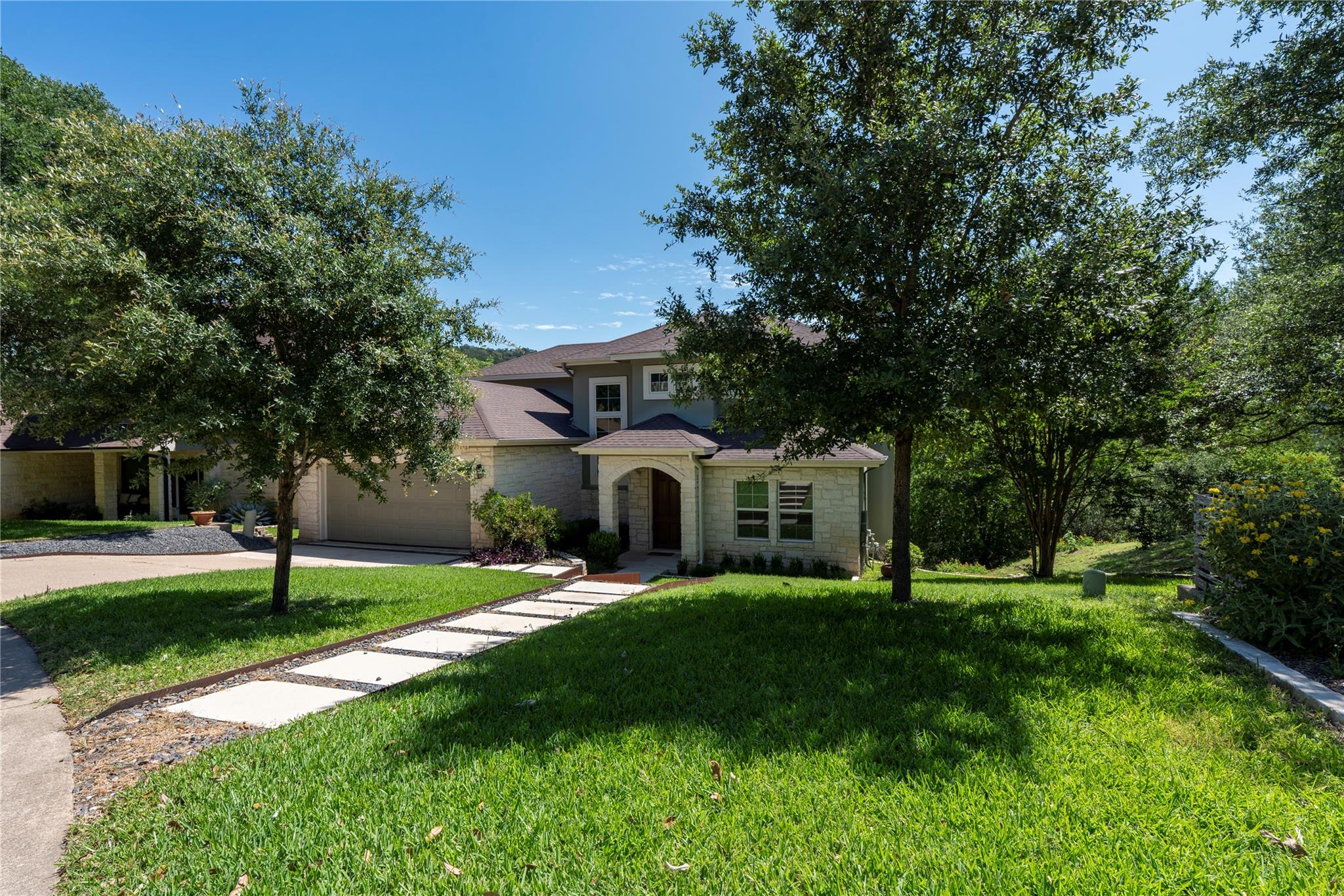 7716 Waldon DR — photo 3