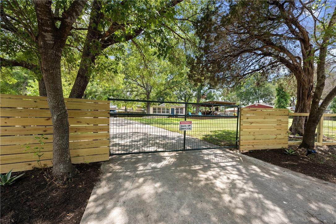 16301 Lakeshore DR — photo 5